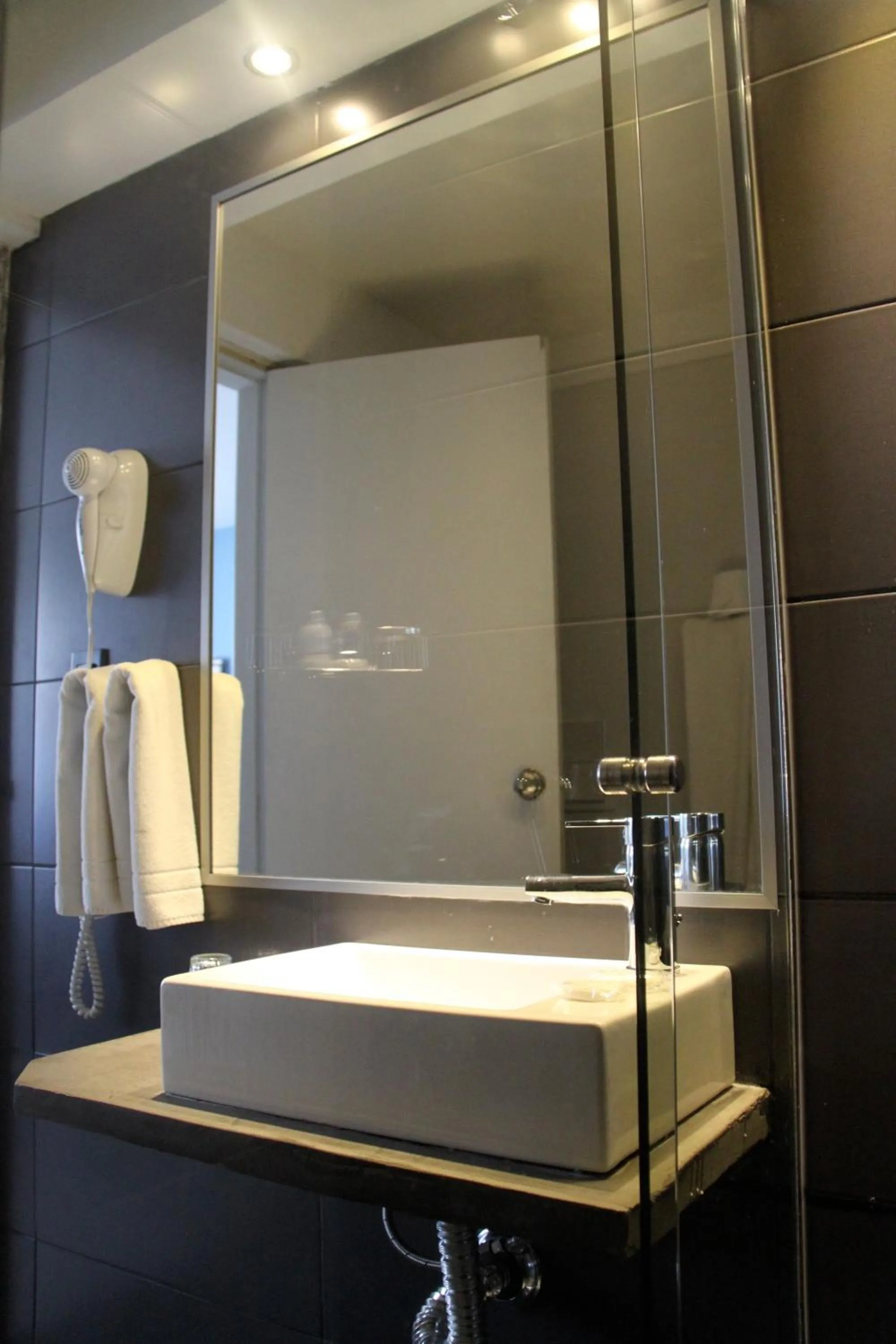 Bathroom in Hotel Florinda