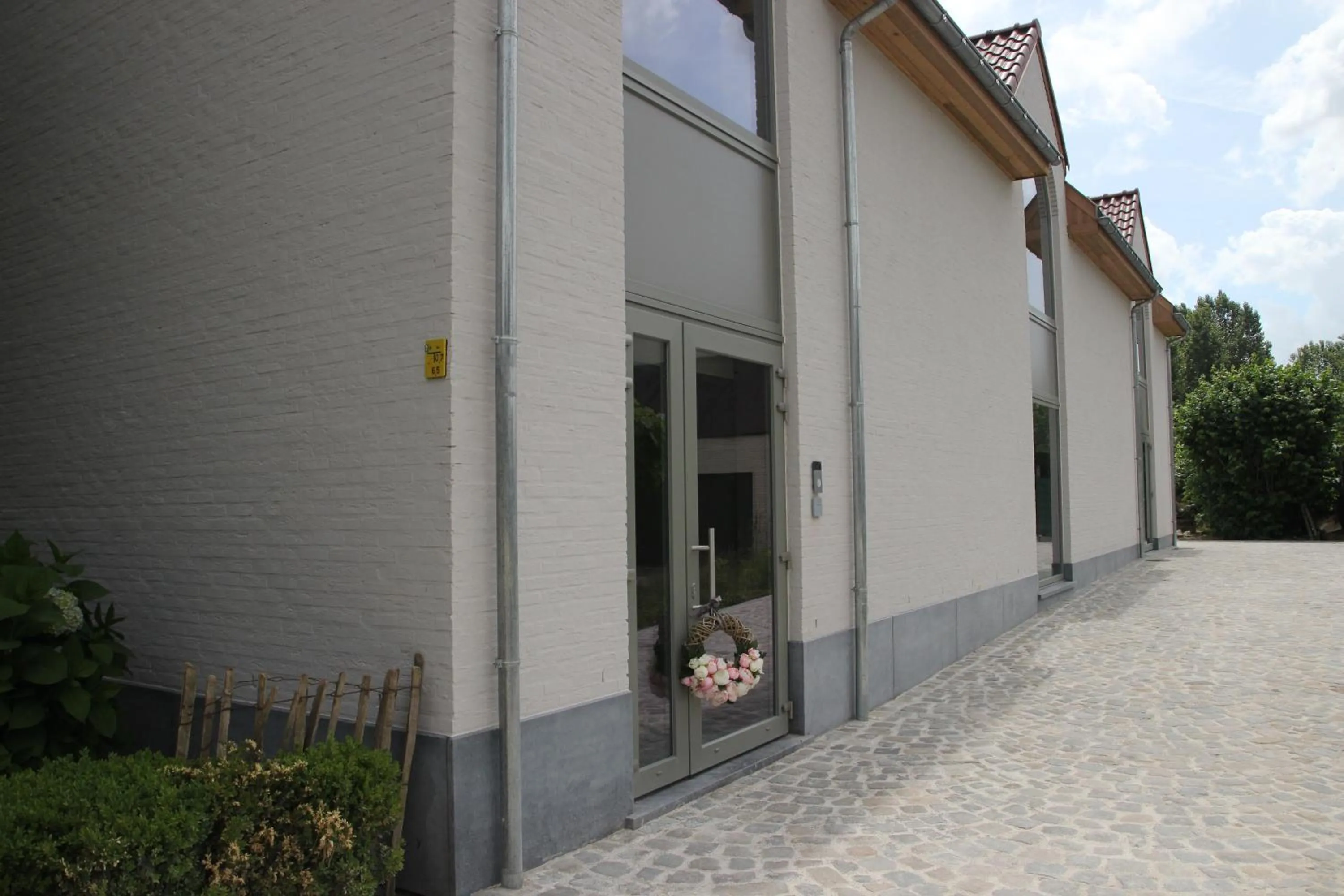 Property building in B&B Dotter 17