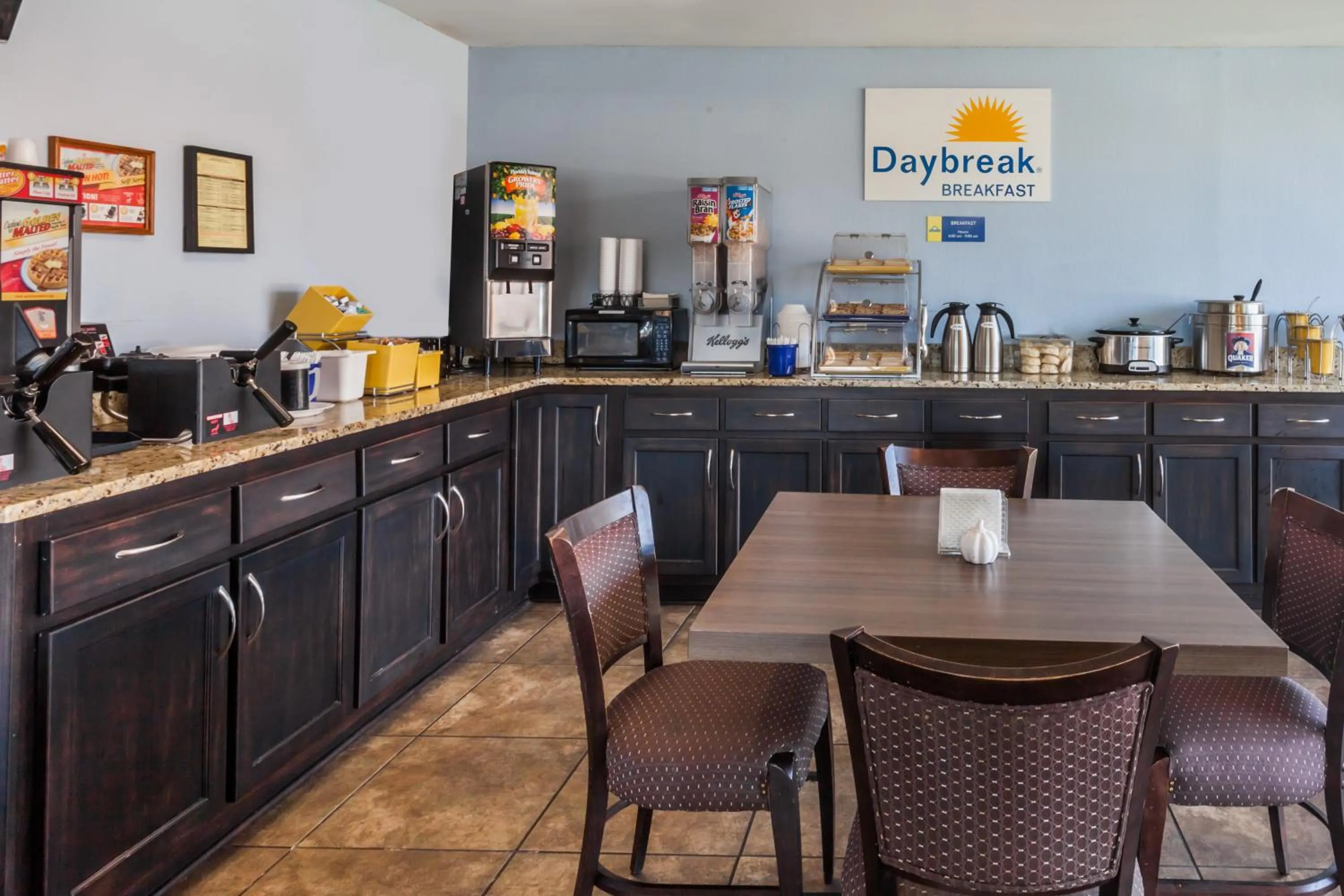 Restaurant/places to eat in Days Inn by Wyndham Jackson