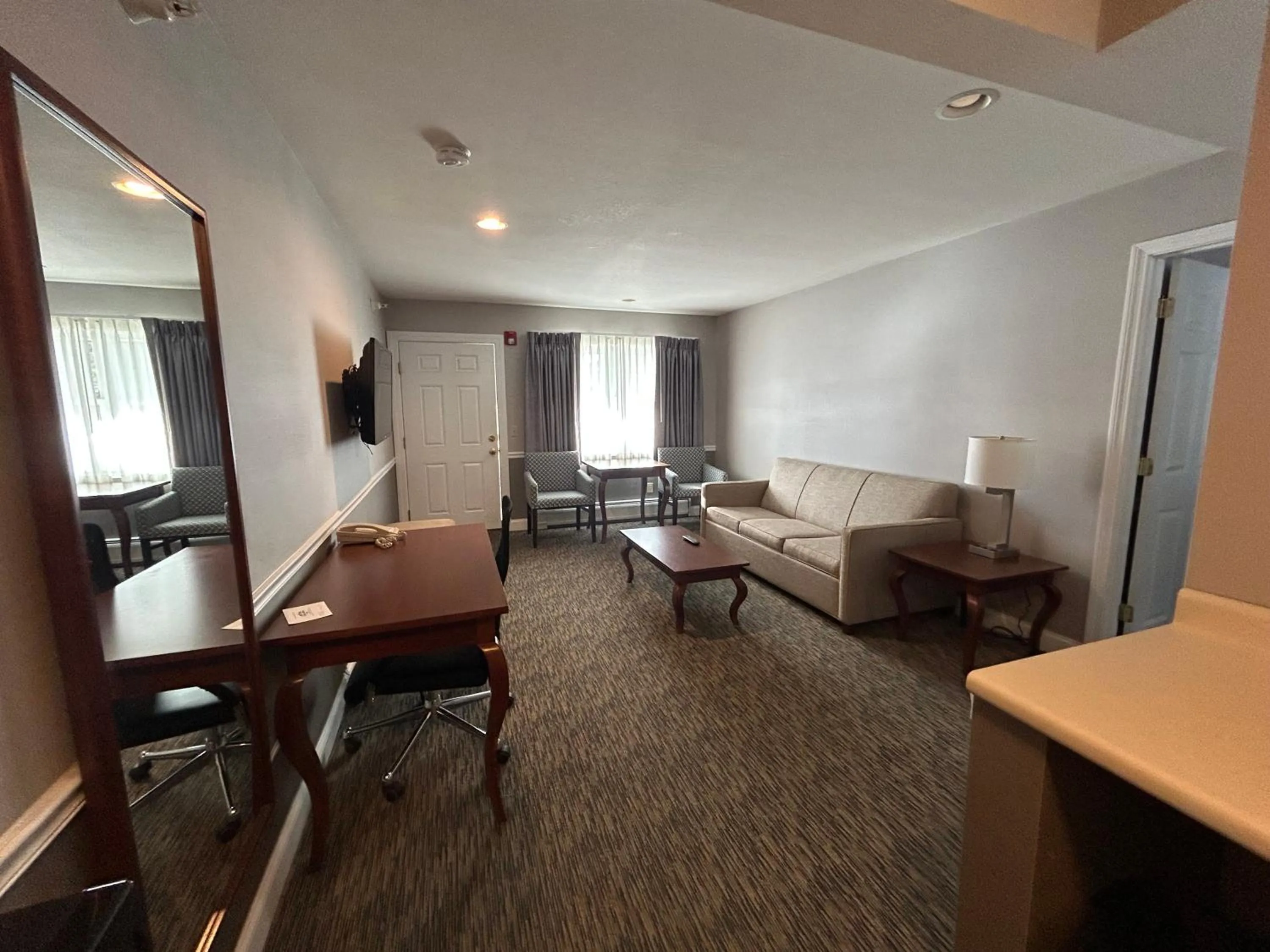 Bed in Golden Gables Inn Dazzler Select by Wyndham