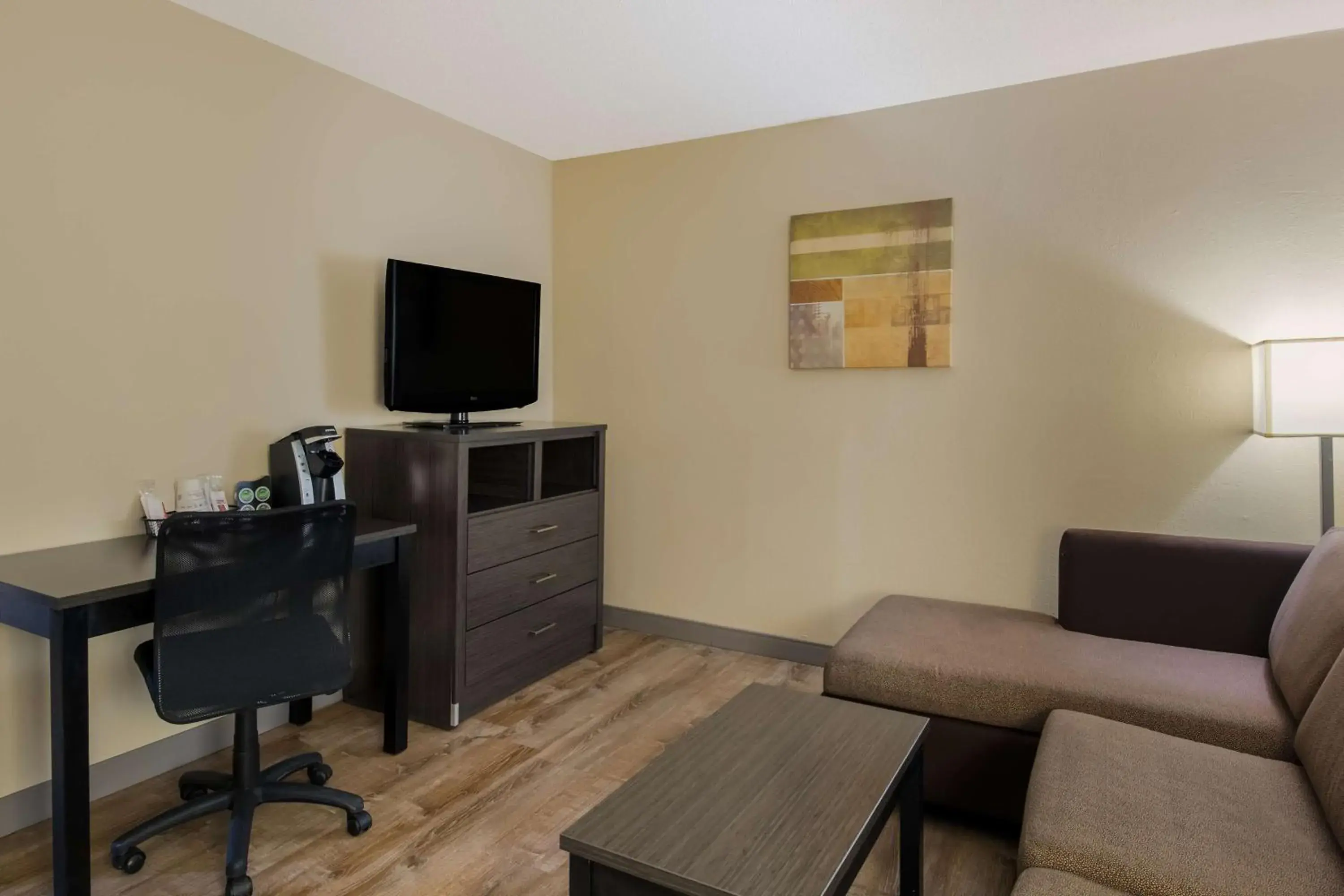 Queen Suite with Two Queen Beds - Non-Smoking in SureStay Plus Hotel by Best Western Jackson Queen Suite with Two Queen Beds - Non-Smoking in SureStay Plus Hotel by Best Western Jackson