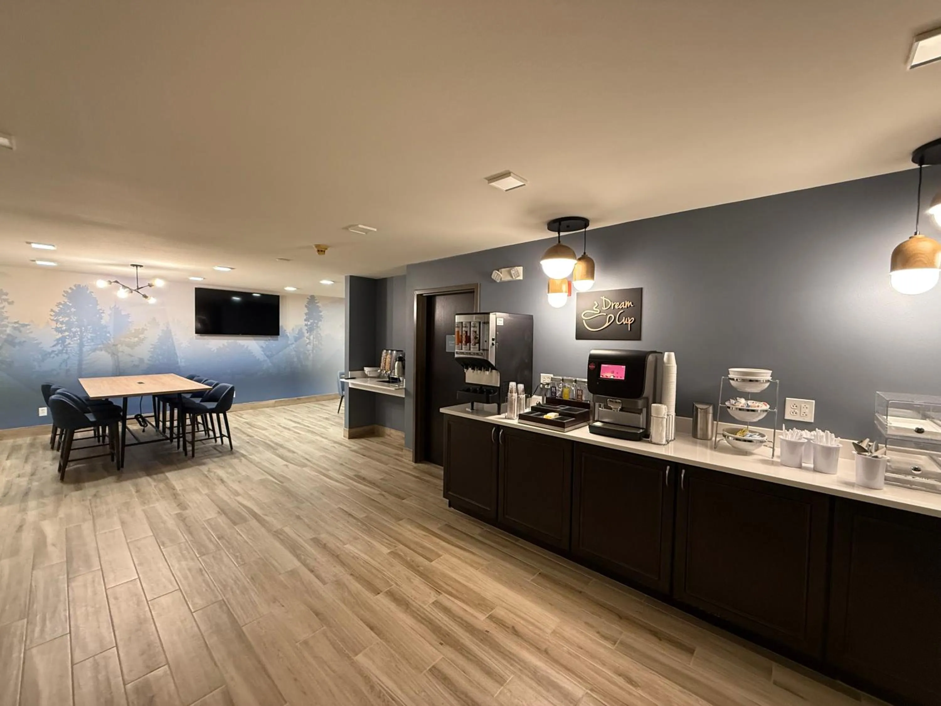 Coffee/tea facilities in Super 8 by Wyndham Verona/Madison