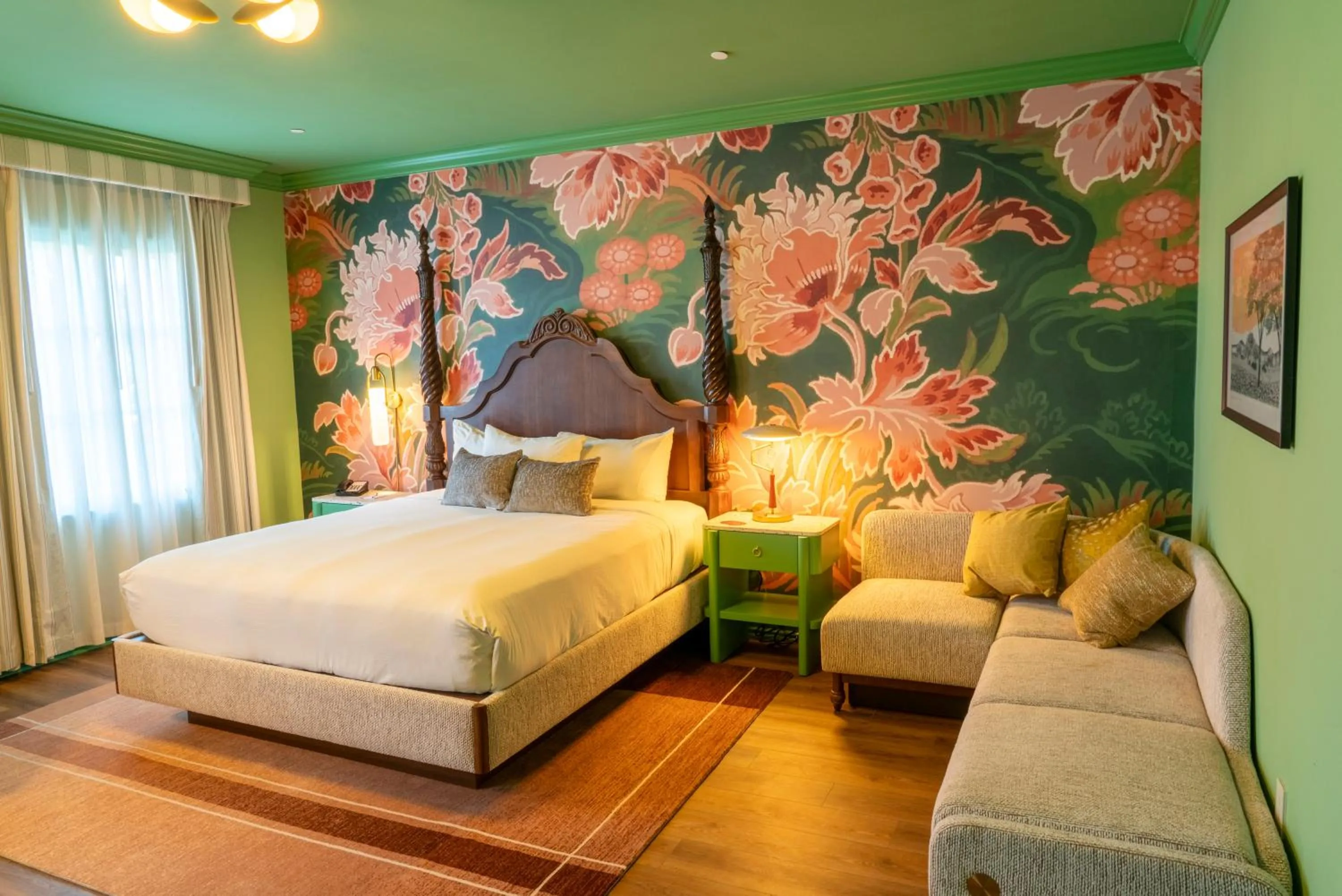 Bed in Carlton Hotel