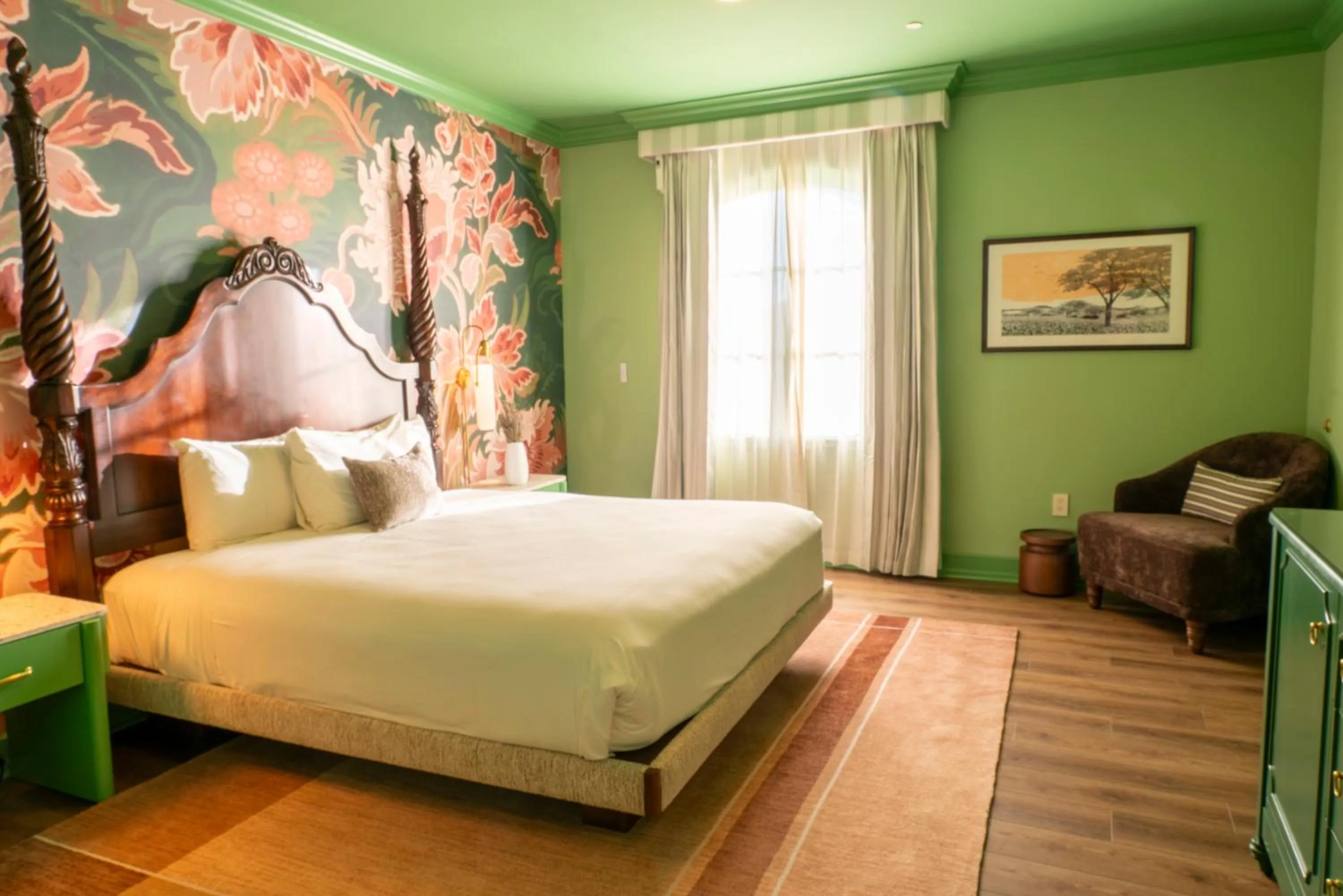 Bed in Carlton Hotel