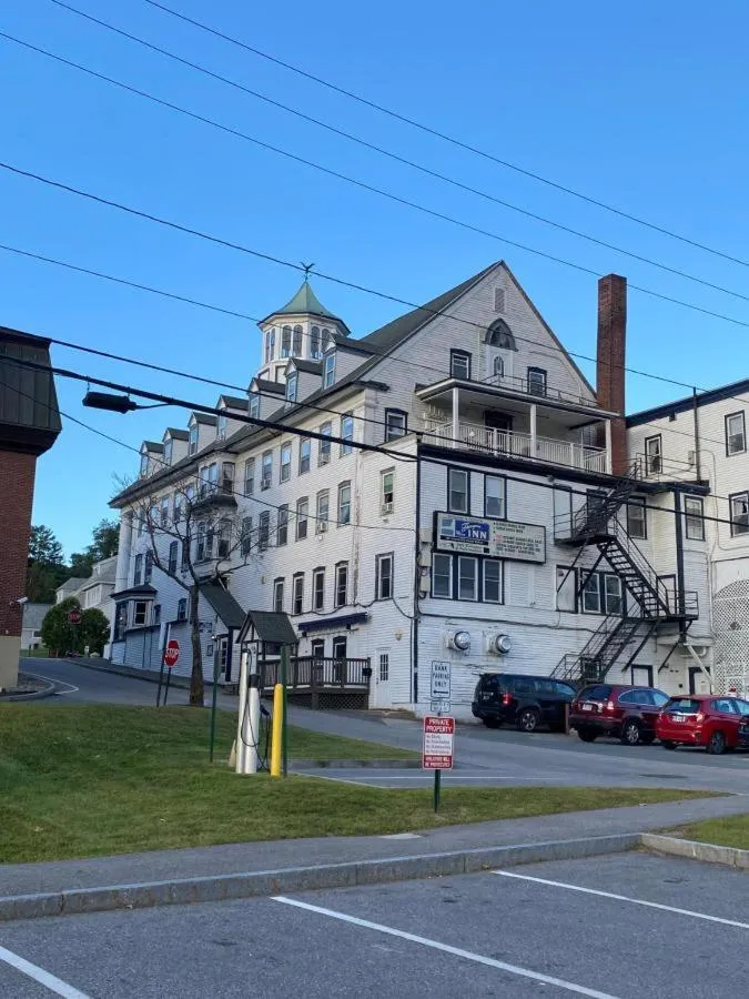 Property building in Thayers Inn