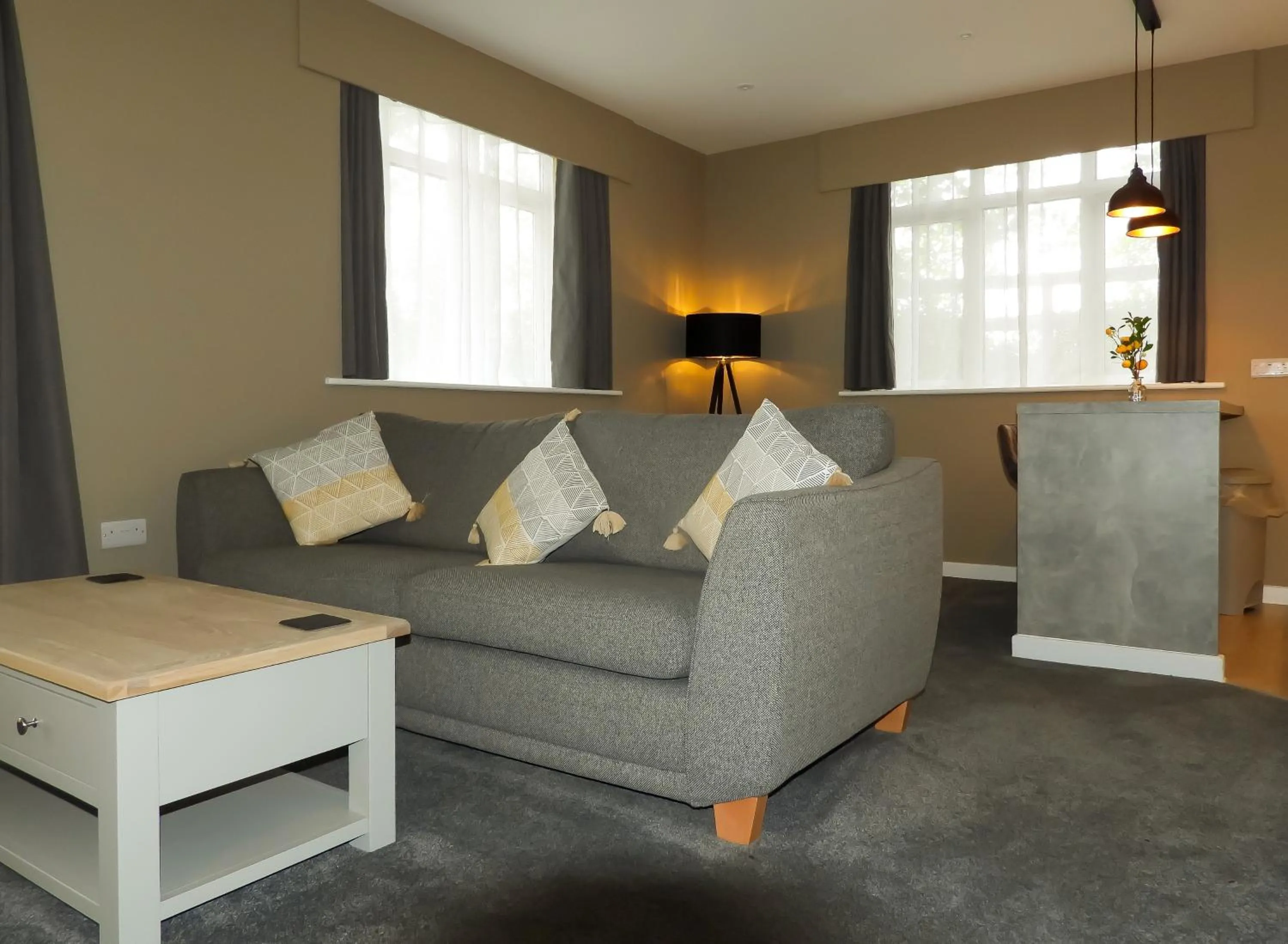 Living room in South Lawn Hotel