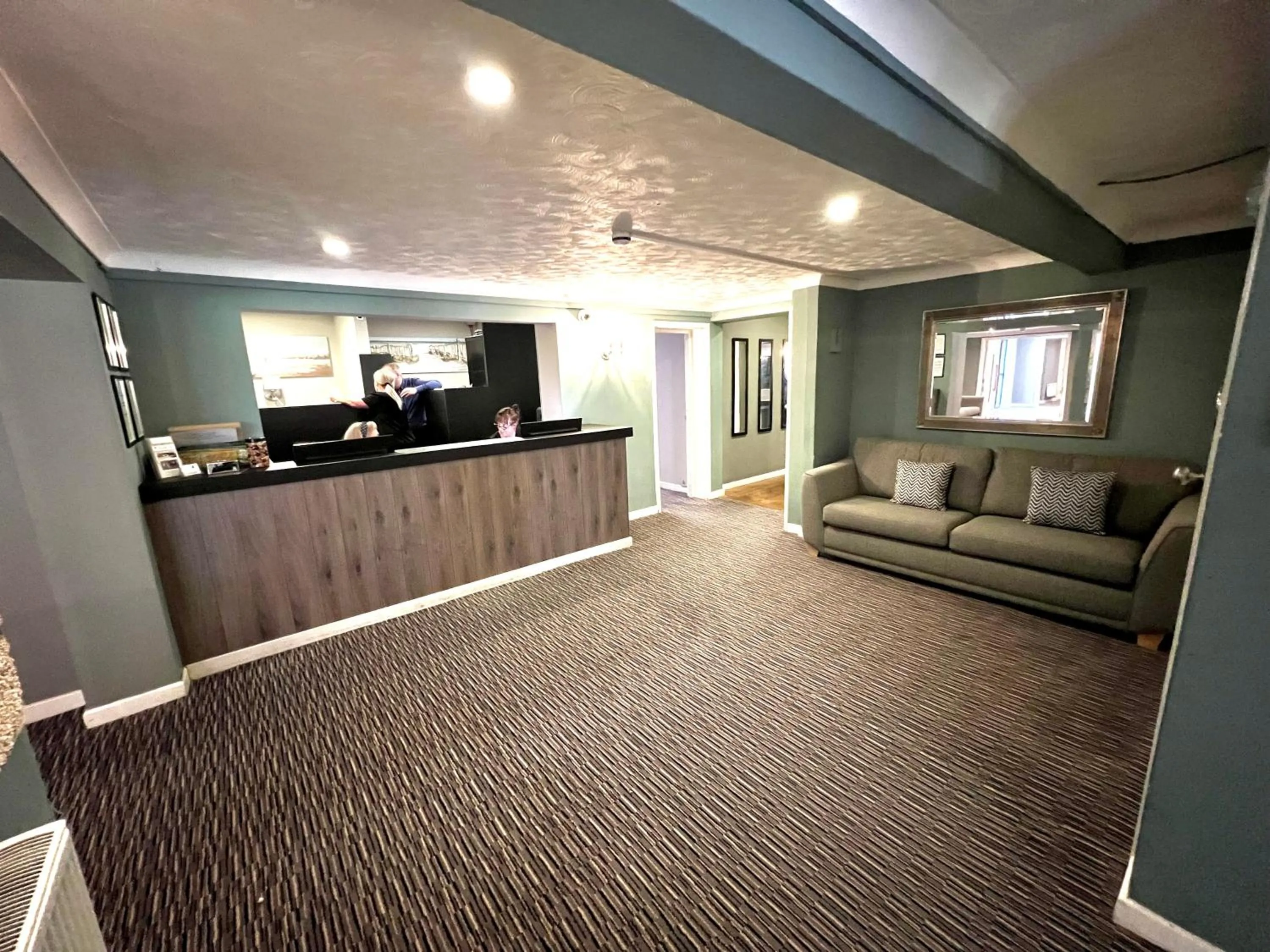 Lobby or reception in South Lawn Hotel