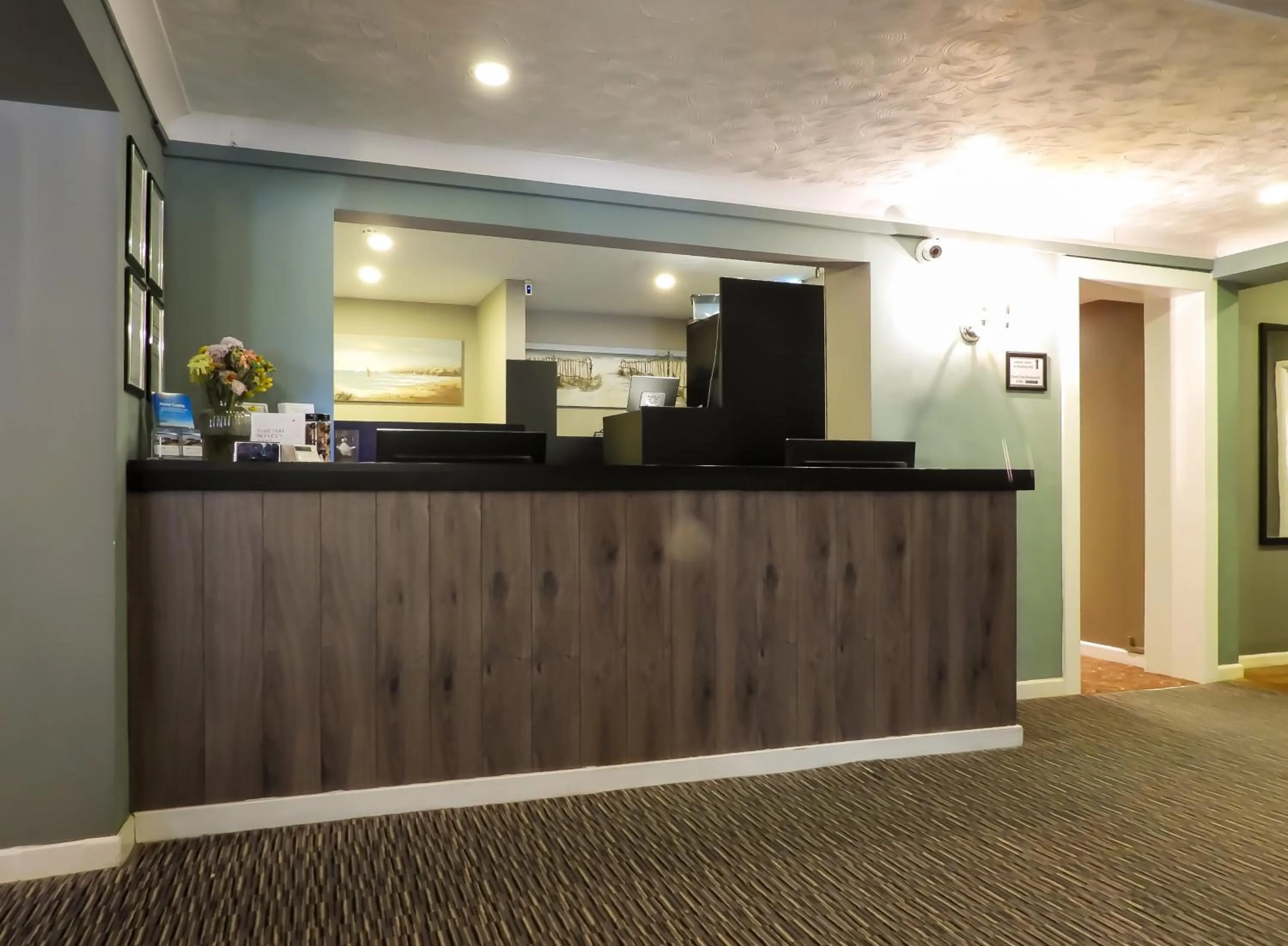 Lobby or reception in South Lawn Hotel