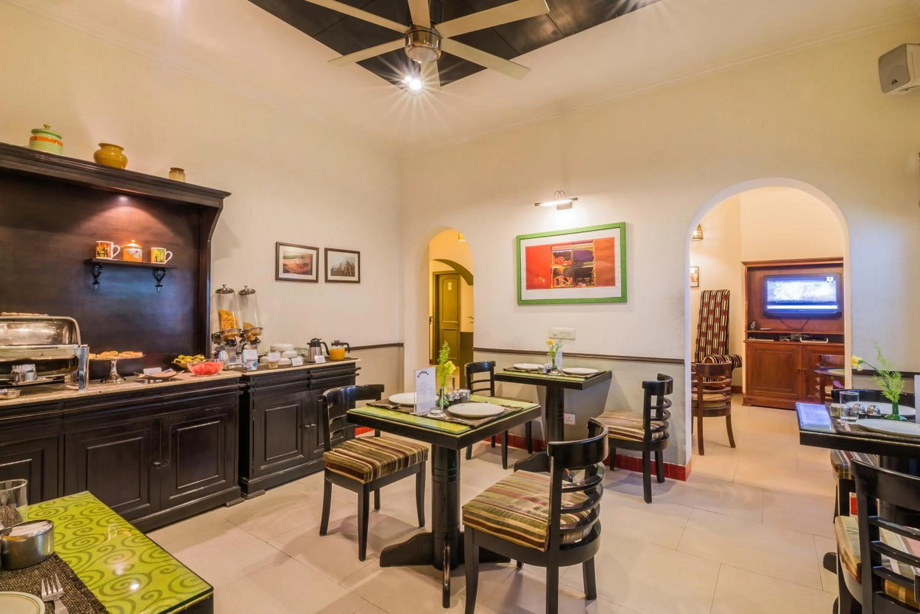 Restaurant/places to eat in Home@F37 Kailash Colony Metro