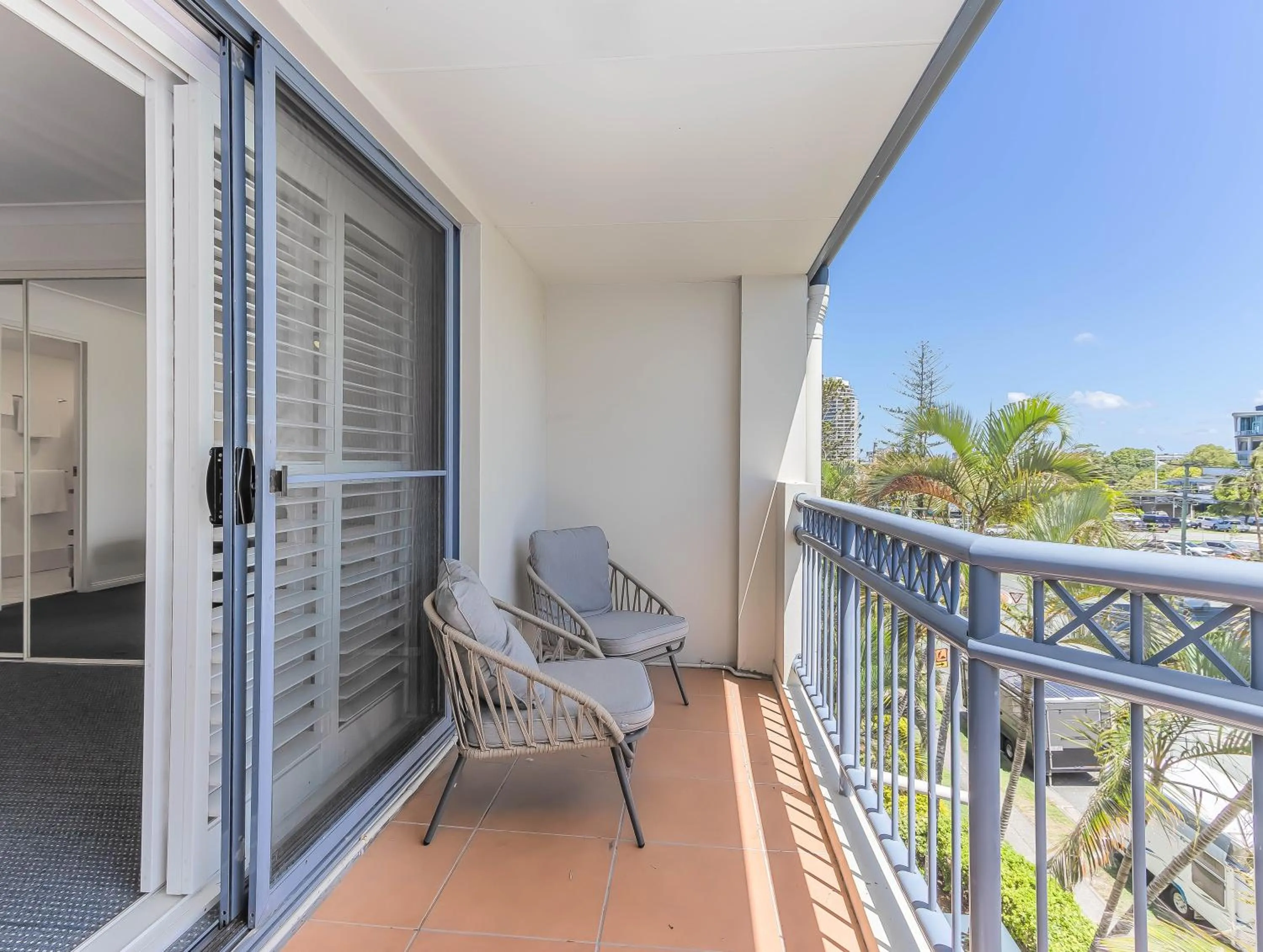 Day in Bella Mare Coolangatta Beachside Apartments