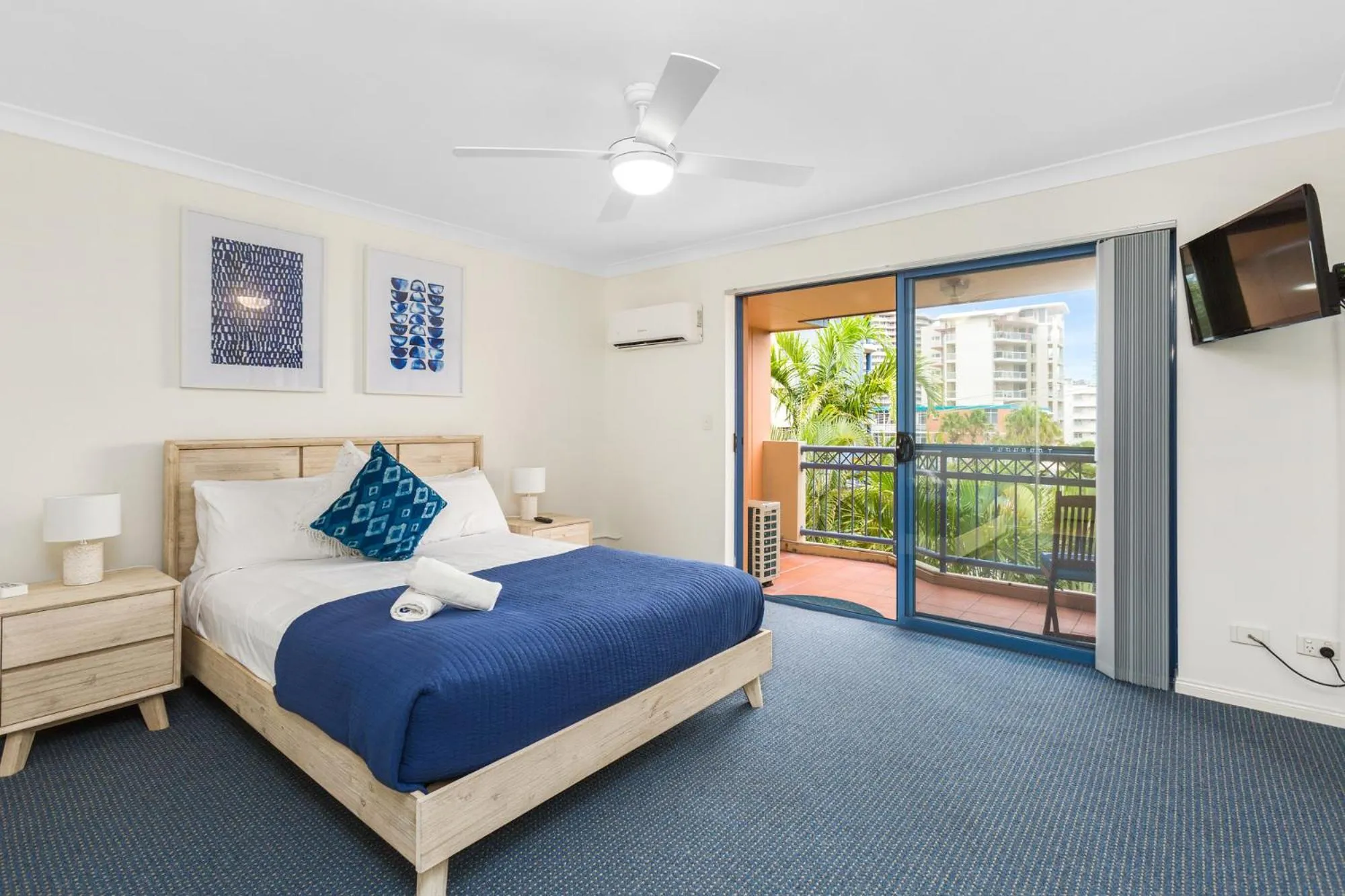 Bed in Bella Mare Coolangatta Beachside Apartments
