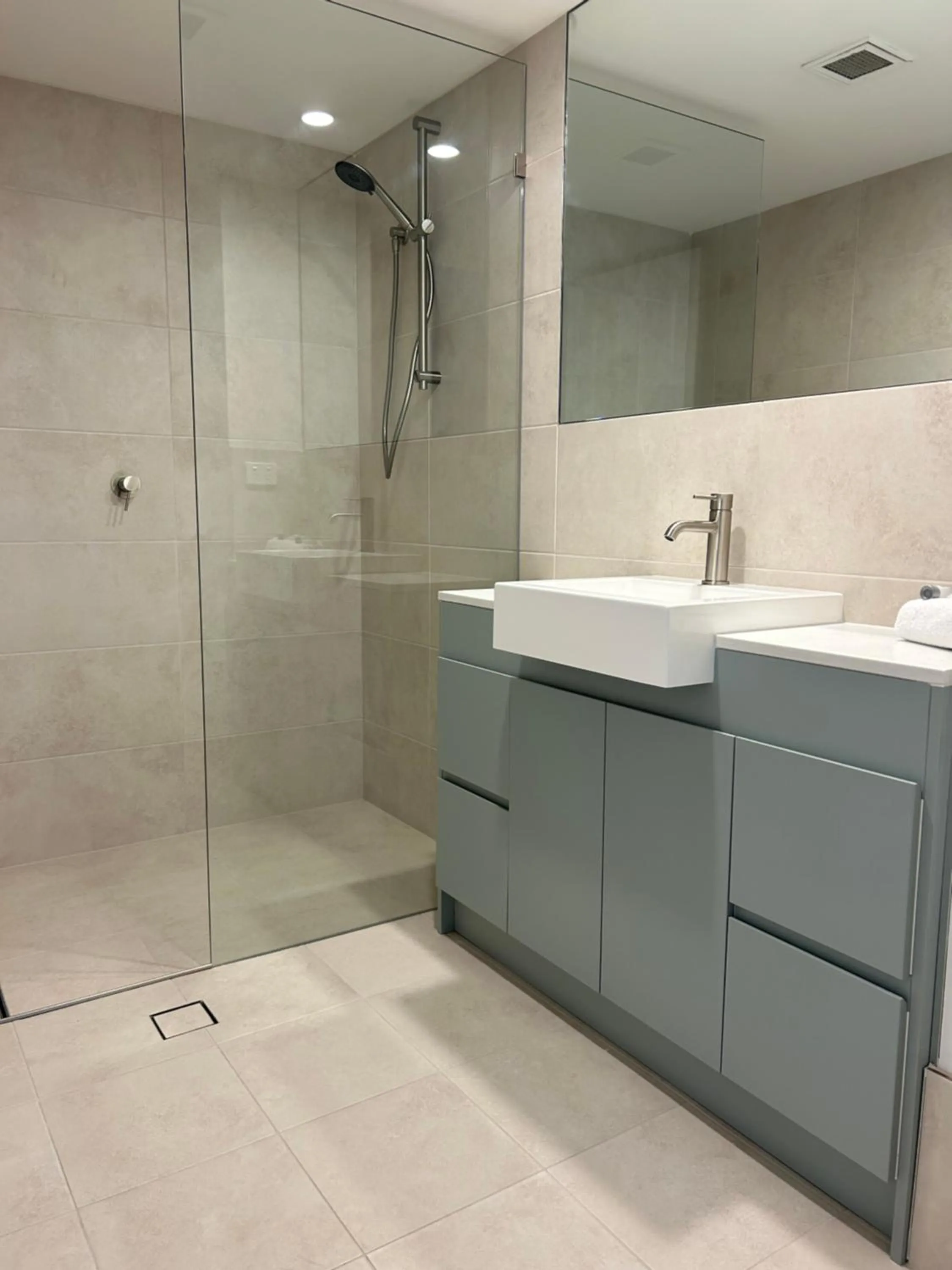 Shower in Bella Mare Coolangatta Beachside Apartments