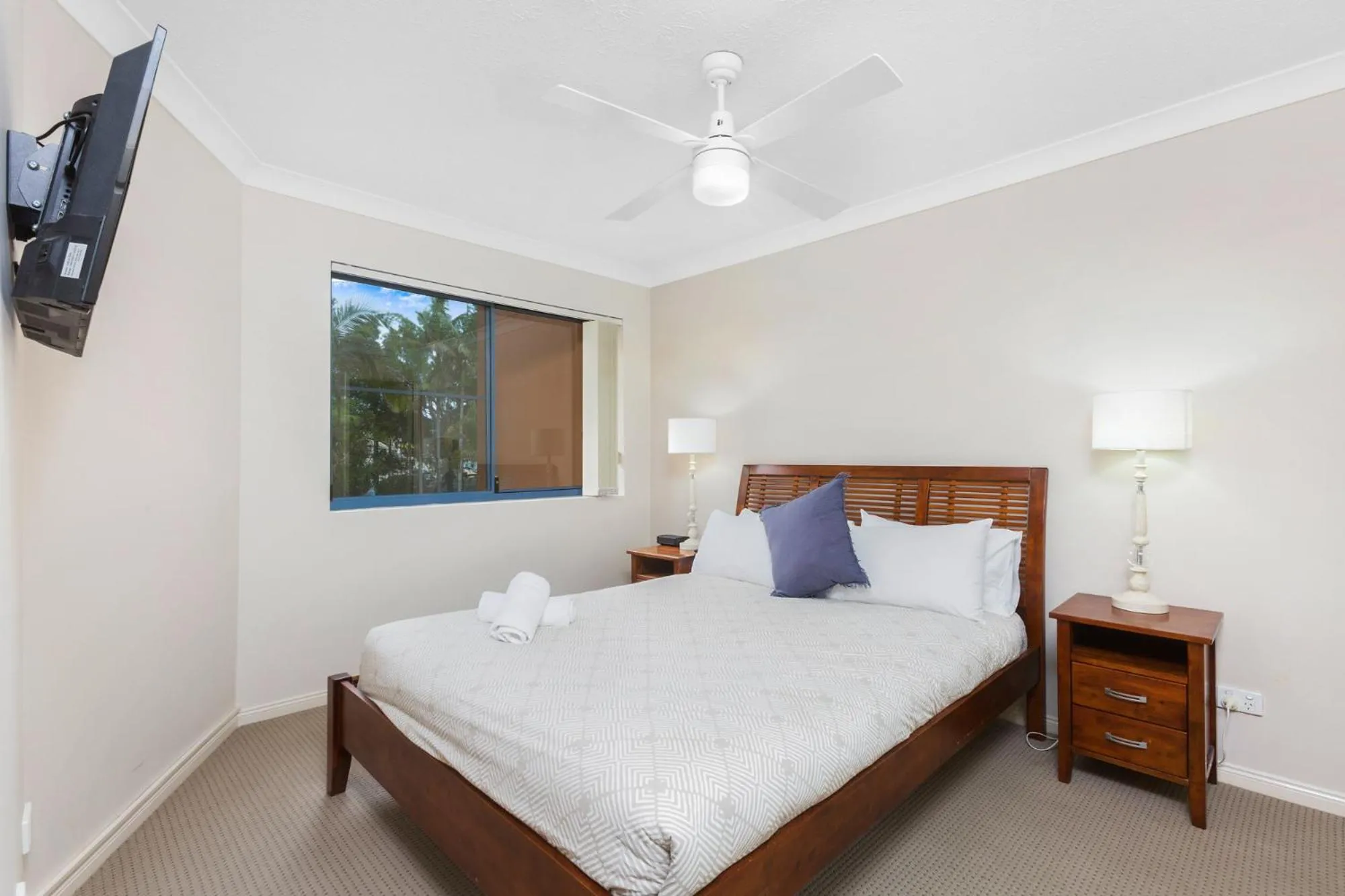 Bed in Bella Mare Coolangatta Beachside Apartments