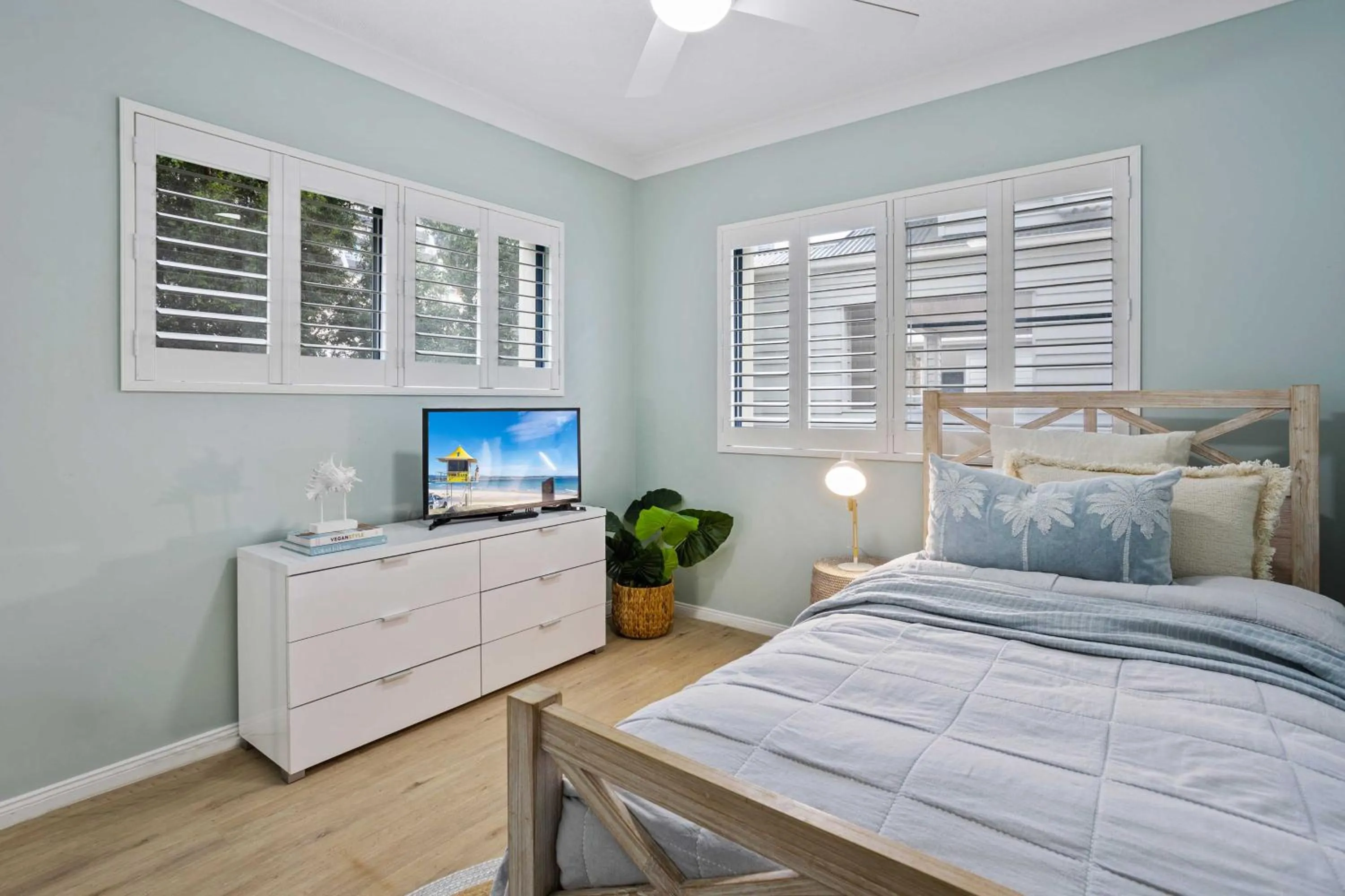 Bed in Bella Mare Coolangatta Beachside Apartments