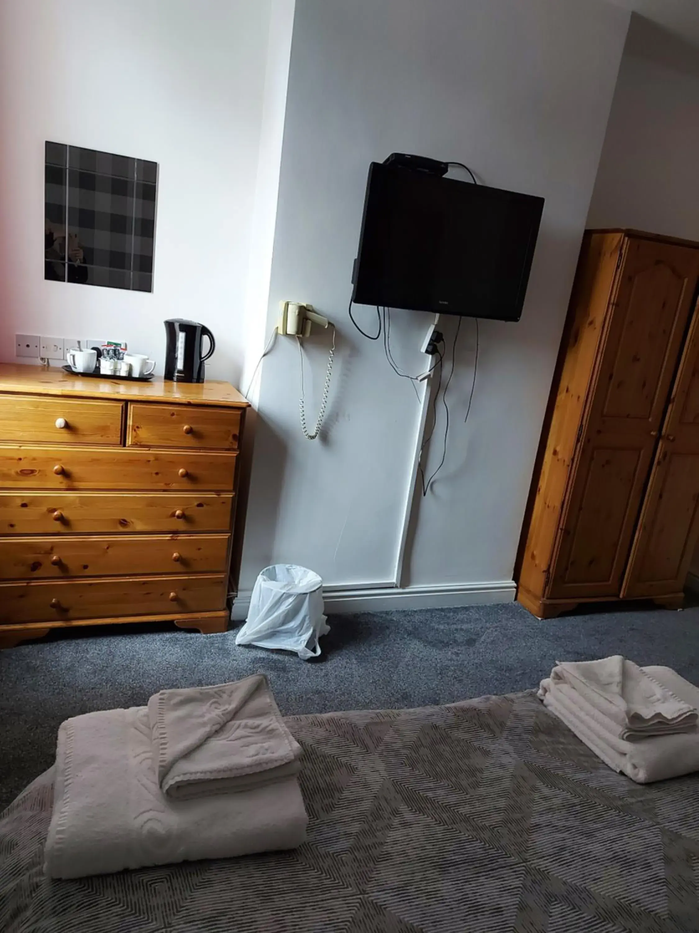 Twin Room in Ambrose Hotel Twin Room in Ambrose Hotel