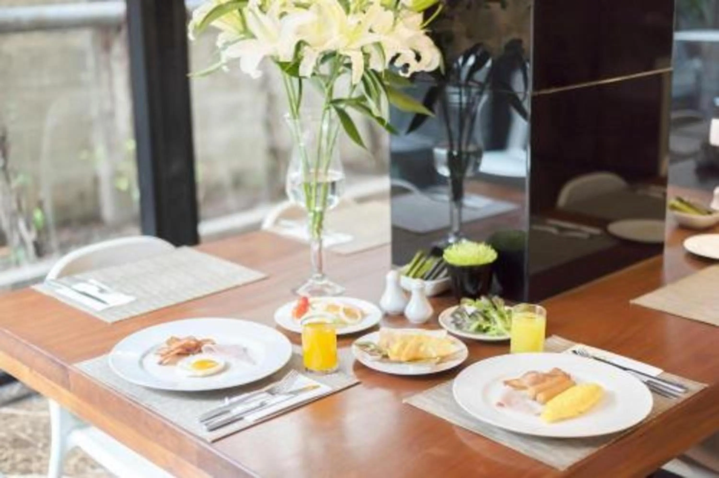 Buffet breakfast in S33 Compact Sukhumvit Hotel