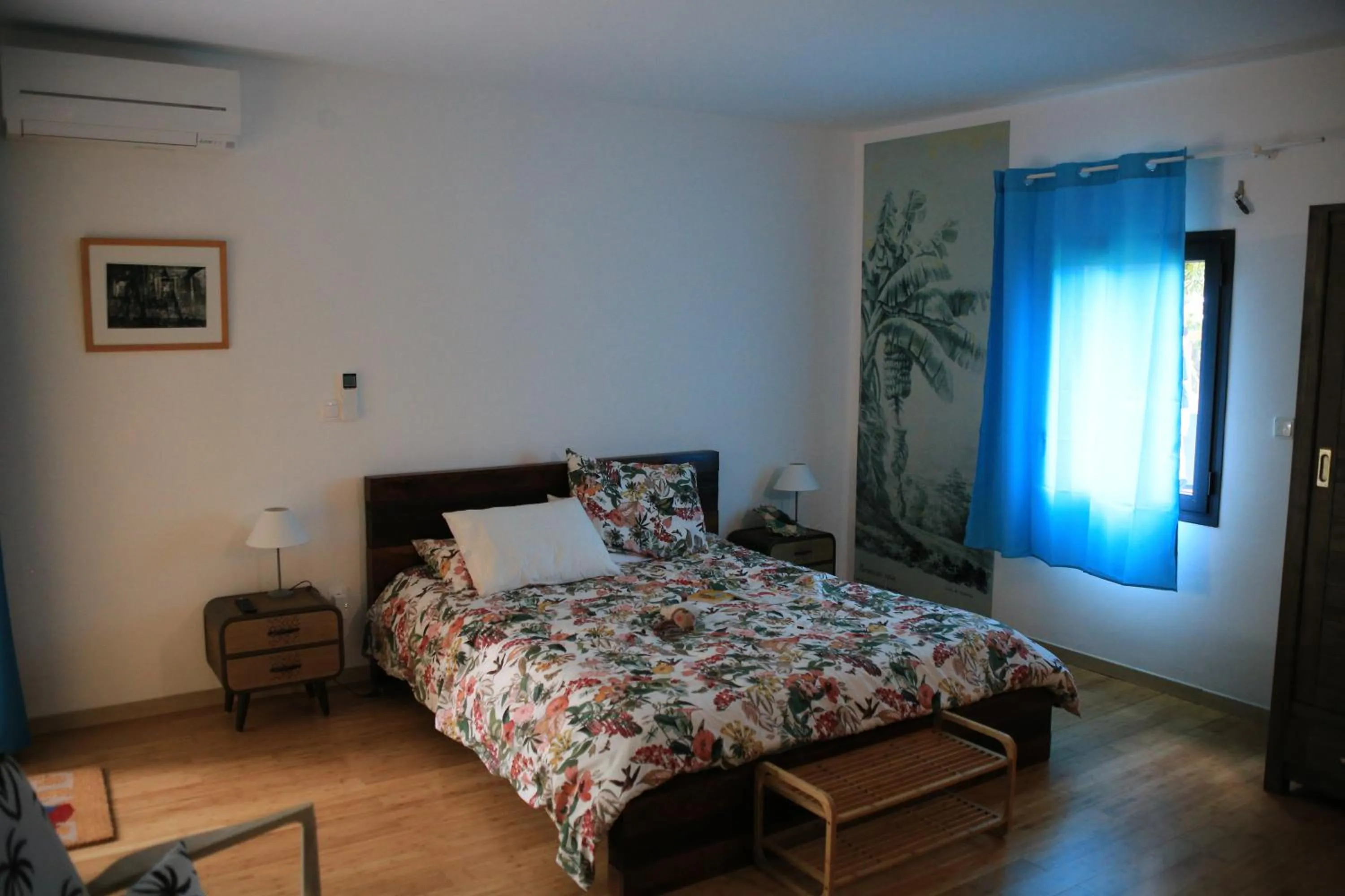 Hot Tub, Bed in Poivre et Citronnelle