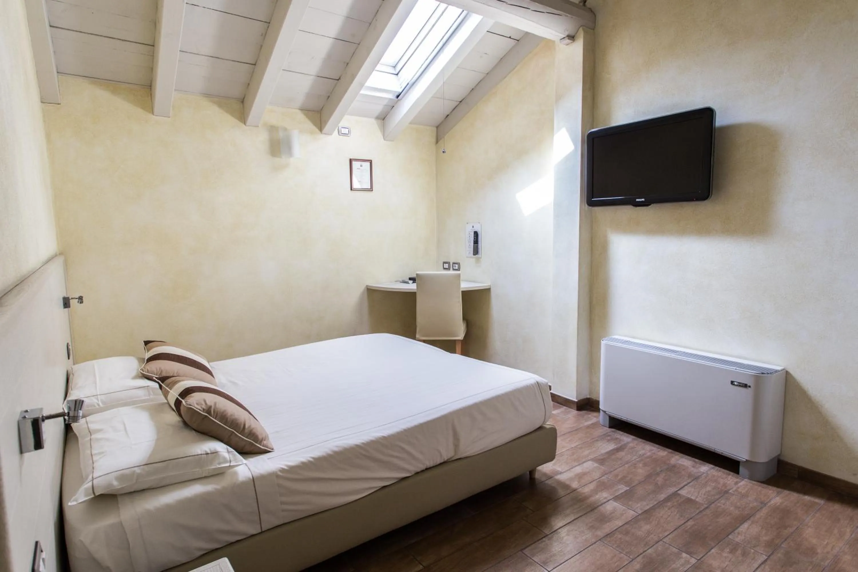 Bedroom, Bed in Agriturismo La Camilla