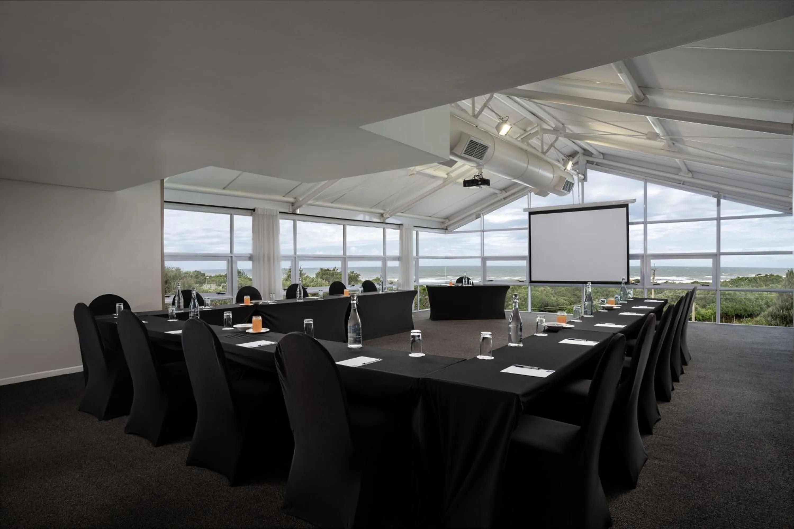 Meeting/conference room in Protea Hotel by Marriott Karridene Beach