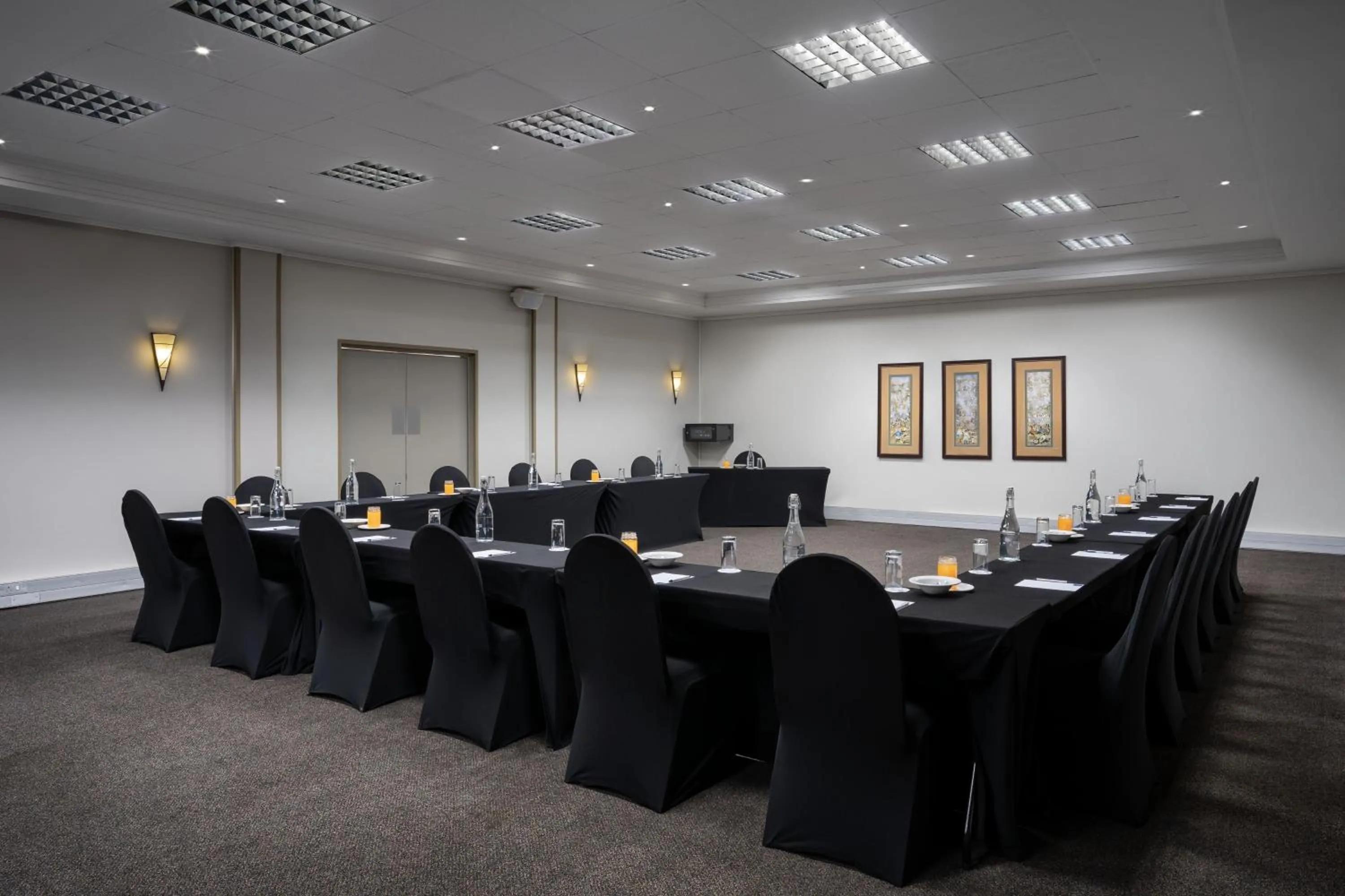 Meeting/conference room in Protea Hotel by Marriott Karridene Beach