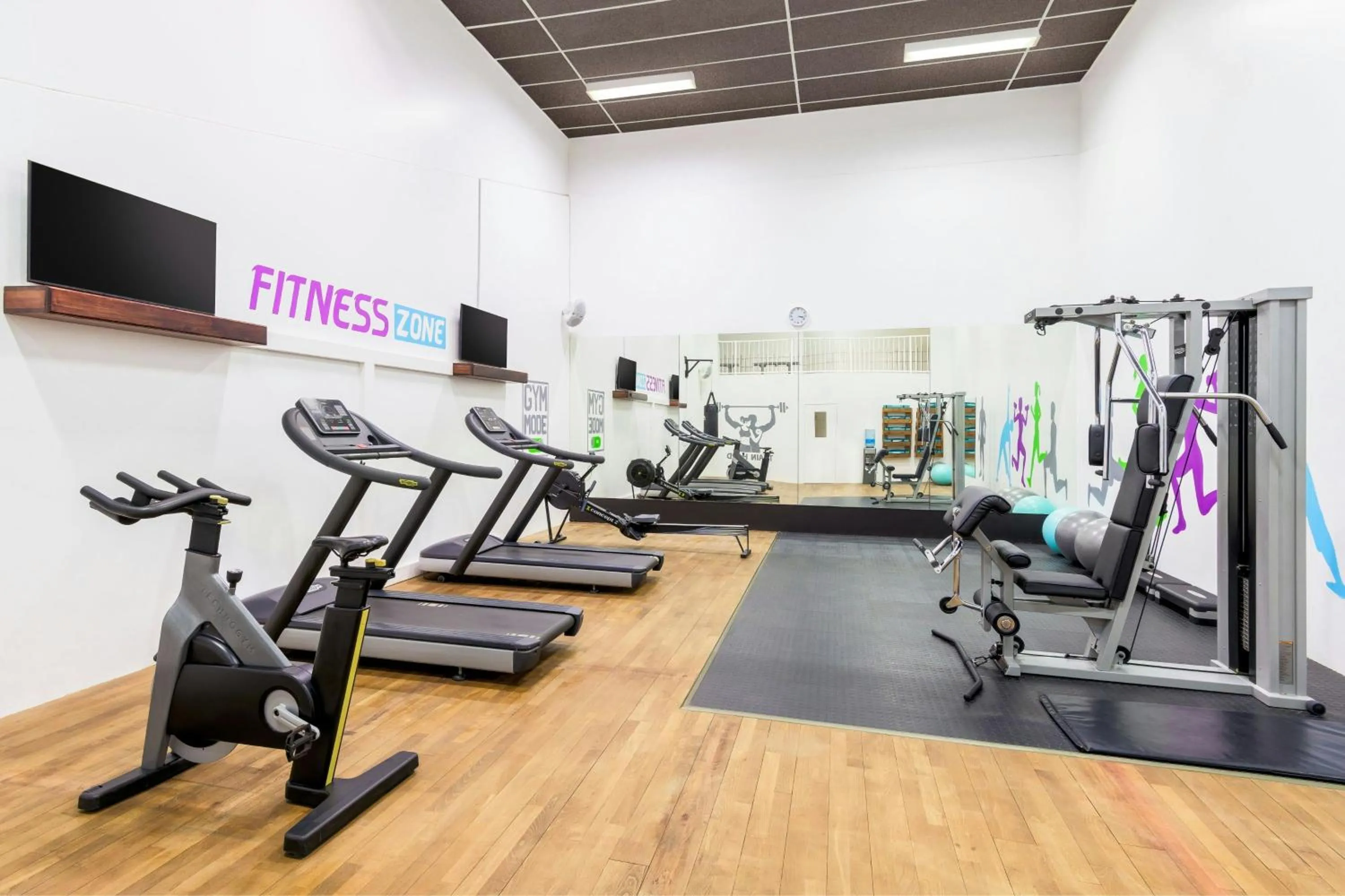 Fitness centre/facilities in Protea Hotel by Marriott Karridene Beach