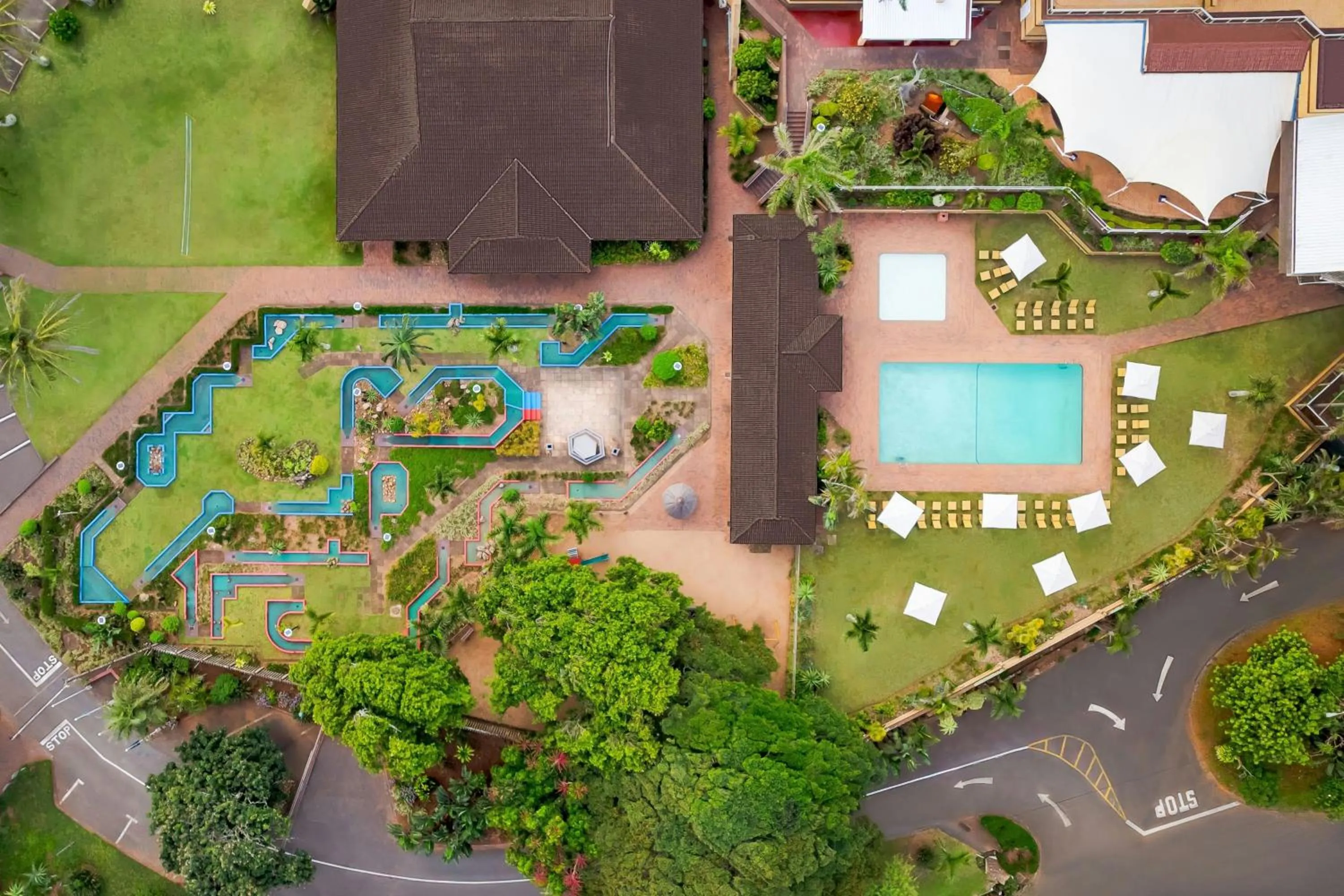 Swimming pool in Protea Hotel by Marriott Karridene Beach