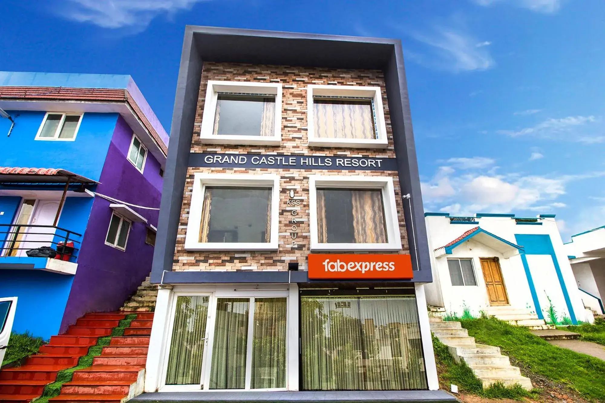 FabExpress Grand Castle Hill Resorts - Ooty Lake - 800m FabExpress Grand Castle Hill Resorts - Ooty Lake - 800m