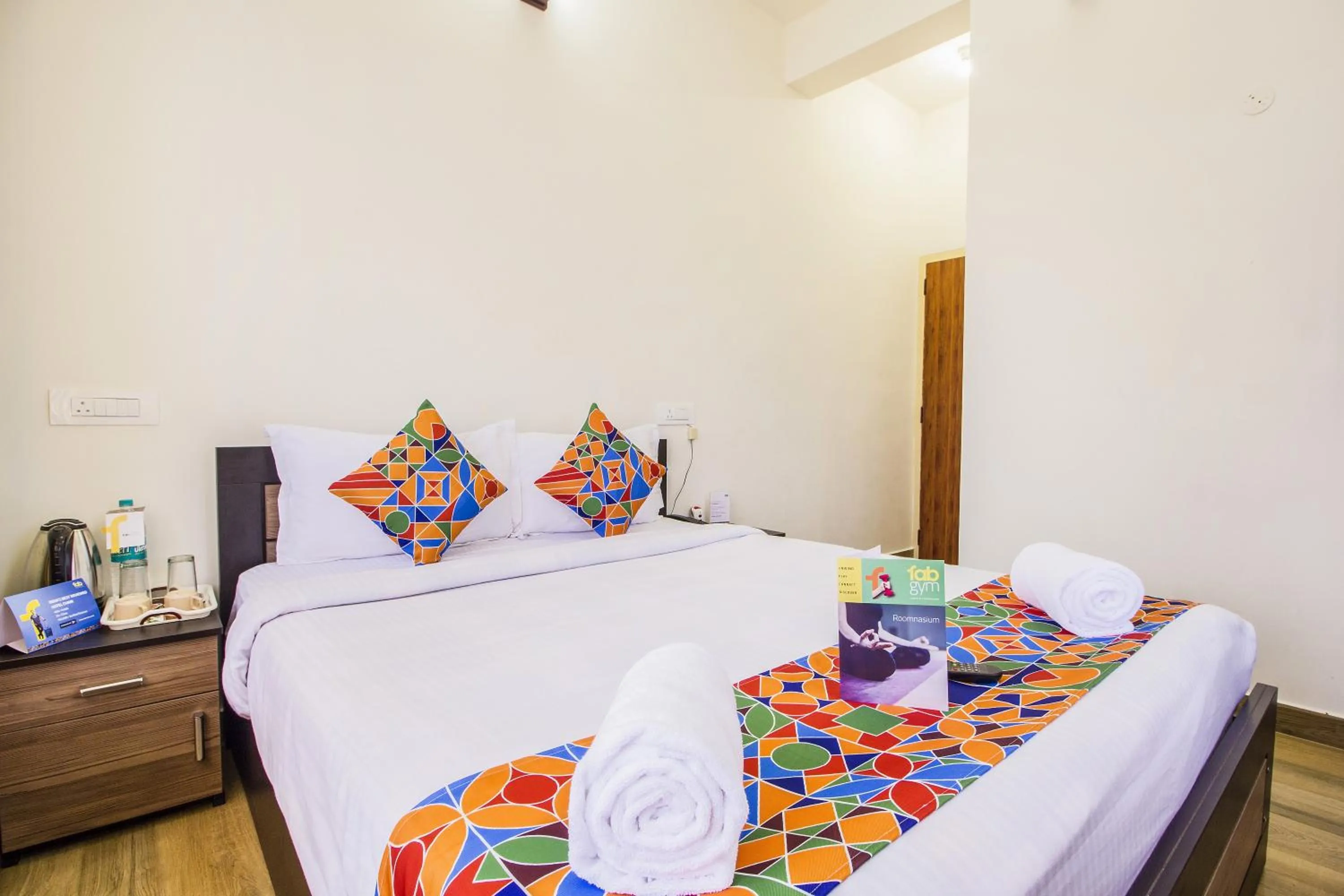 Bedroom in FabExpress Grand Castle Hill Resorts - Ooty Lake - 800m