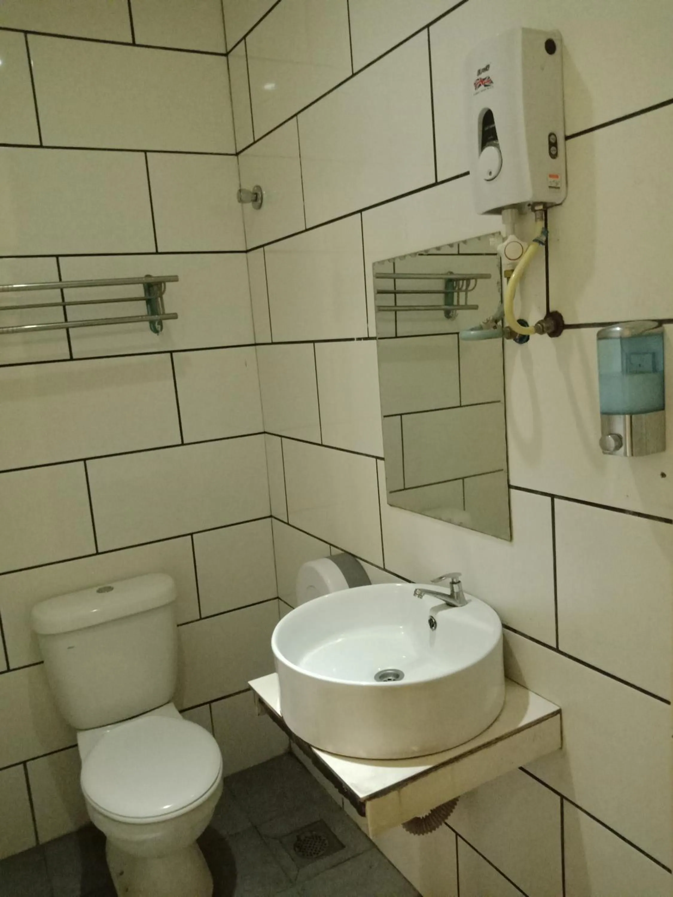 Bathroom in Hotel 77 Rawang