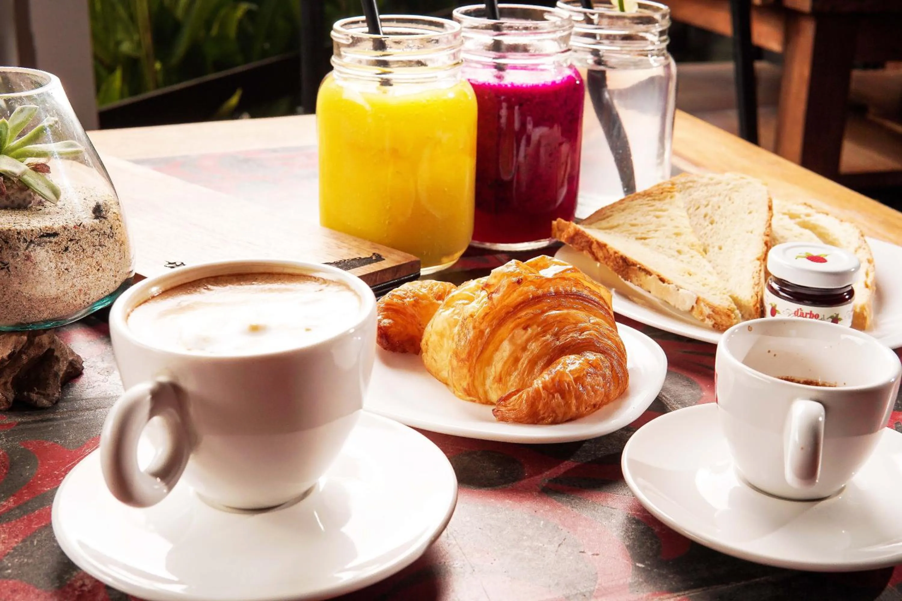 Breakfast in Casa Asia