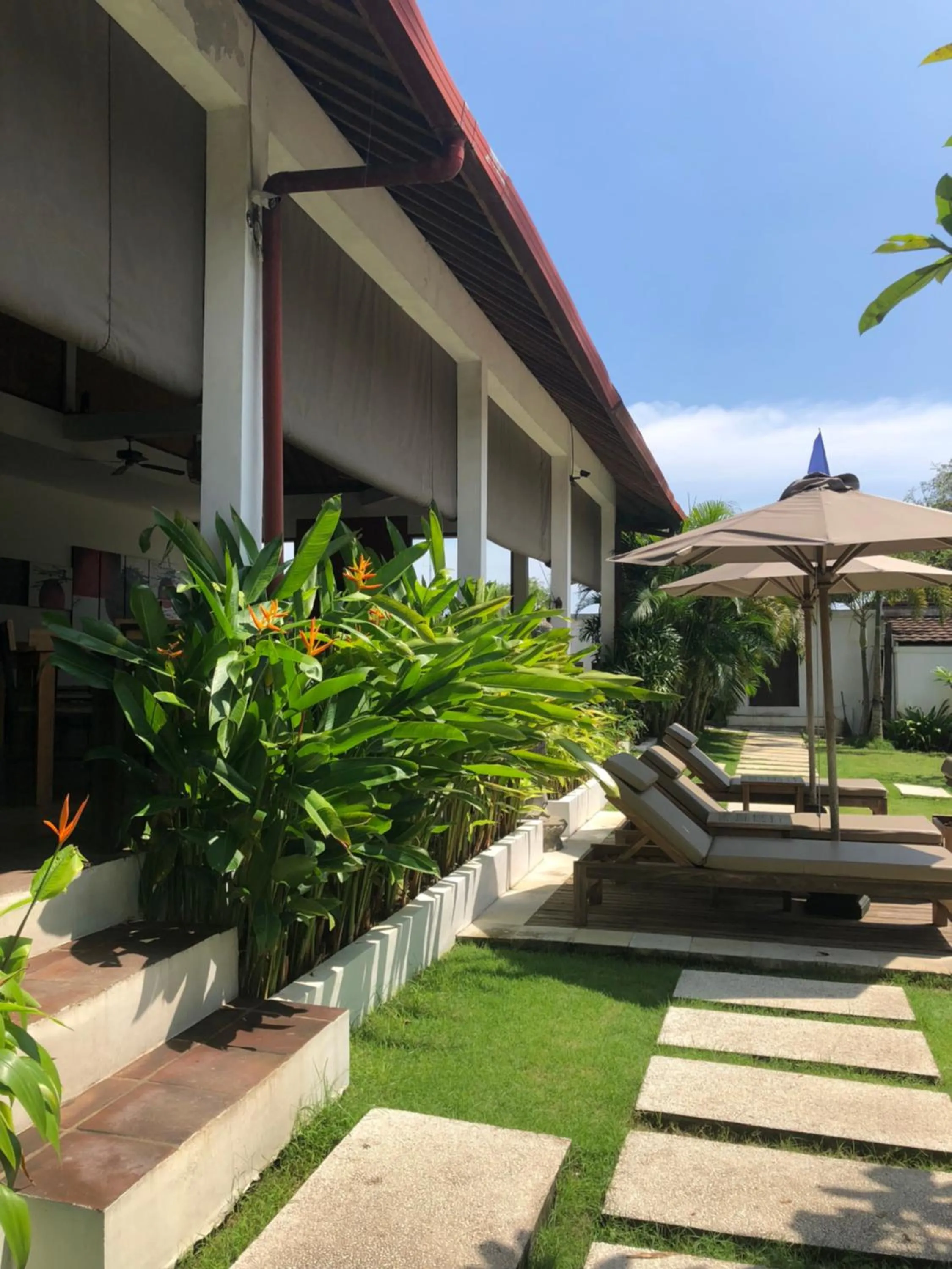 Property building in Casa Asia