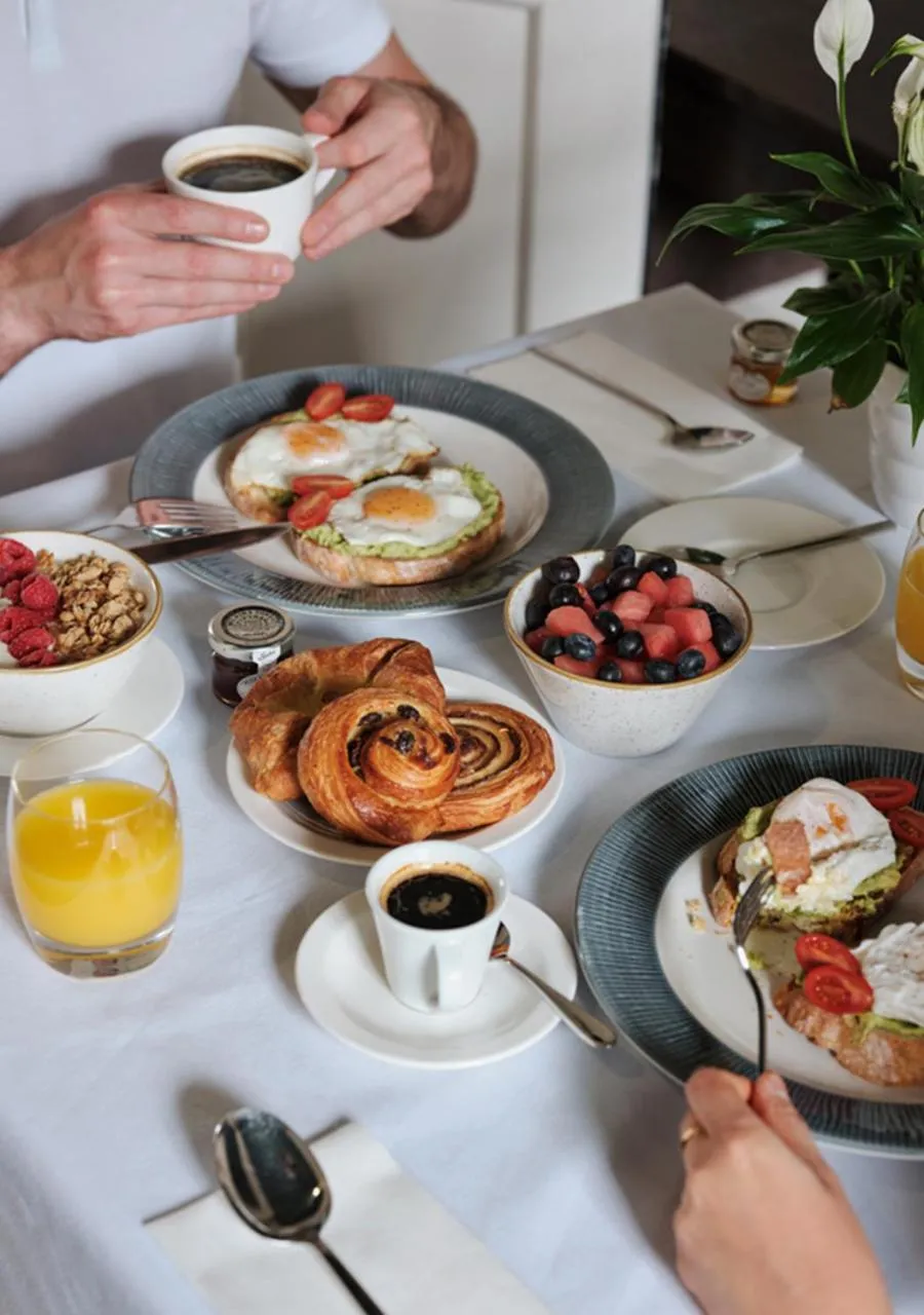 Breakfast in Montagu Place Hotel