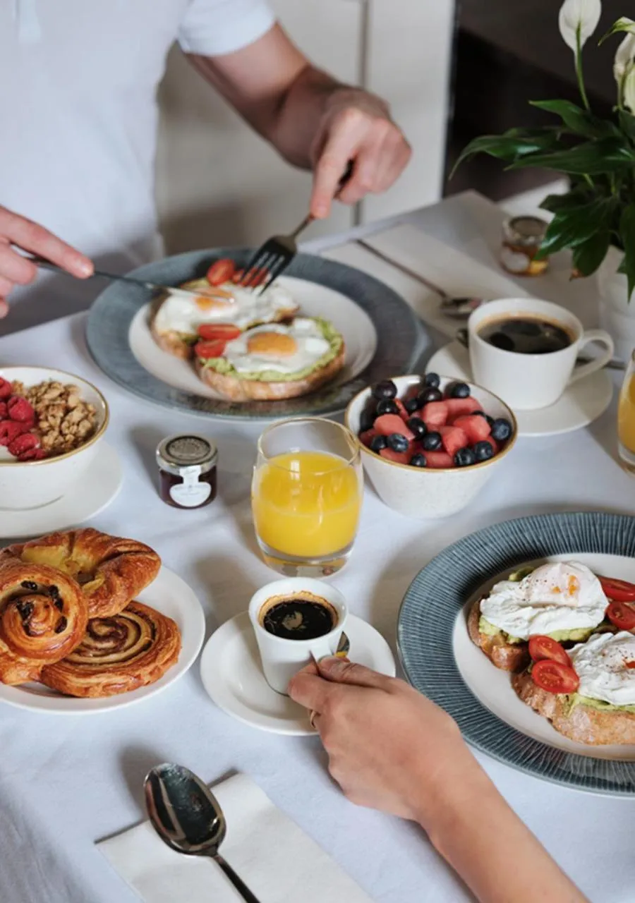 Breakfast in Montagu Place Hotel