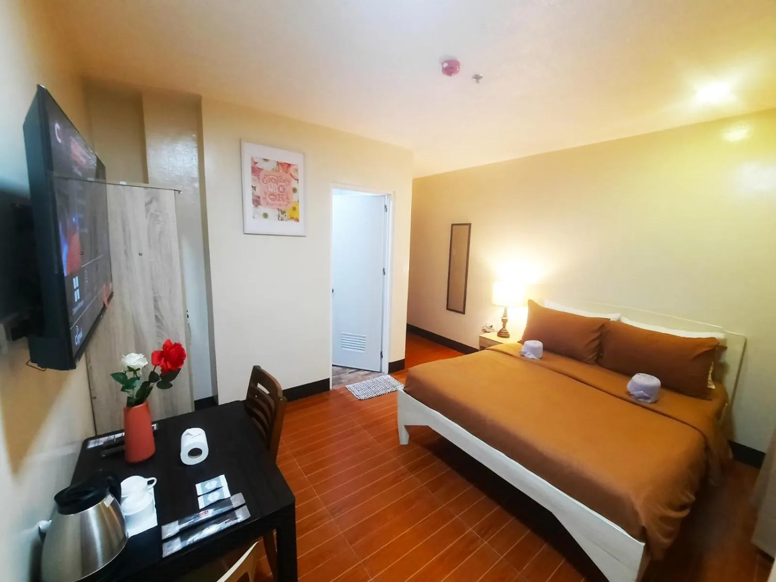 Bed in B&J Guesthouse and Tours