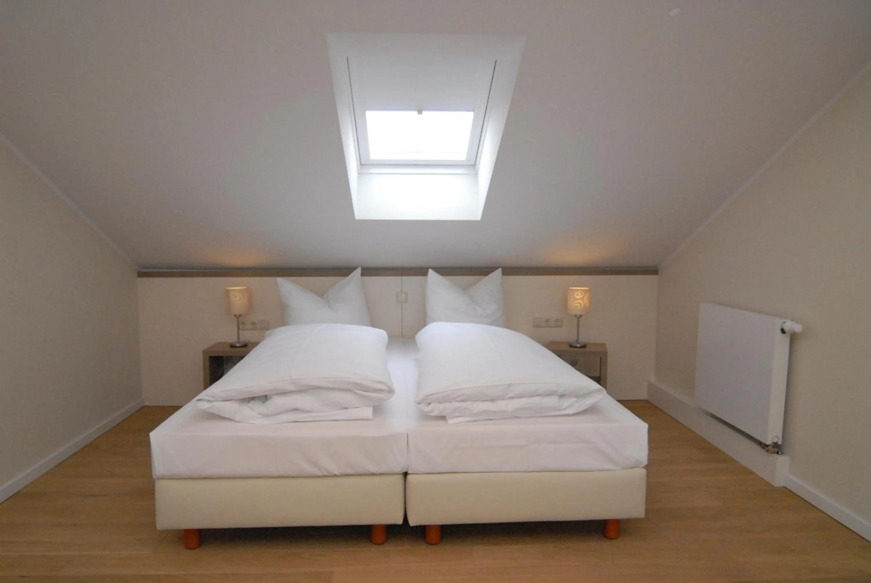 Bedroom, Bed in Hotel am Goethehaus