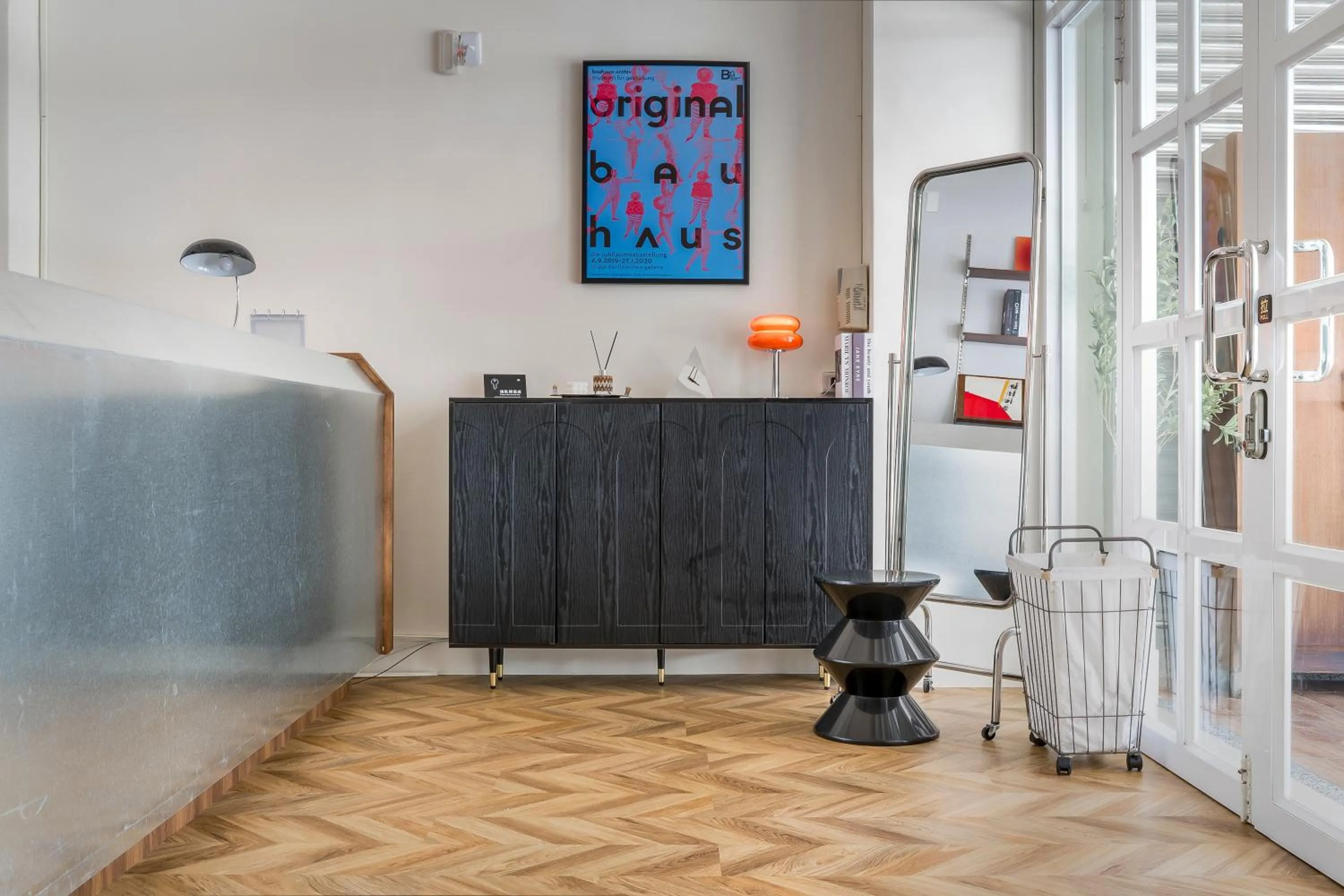 On site in Oriental Blue Smart Stay