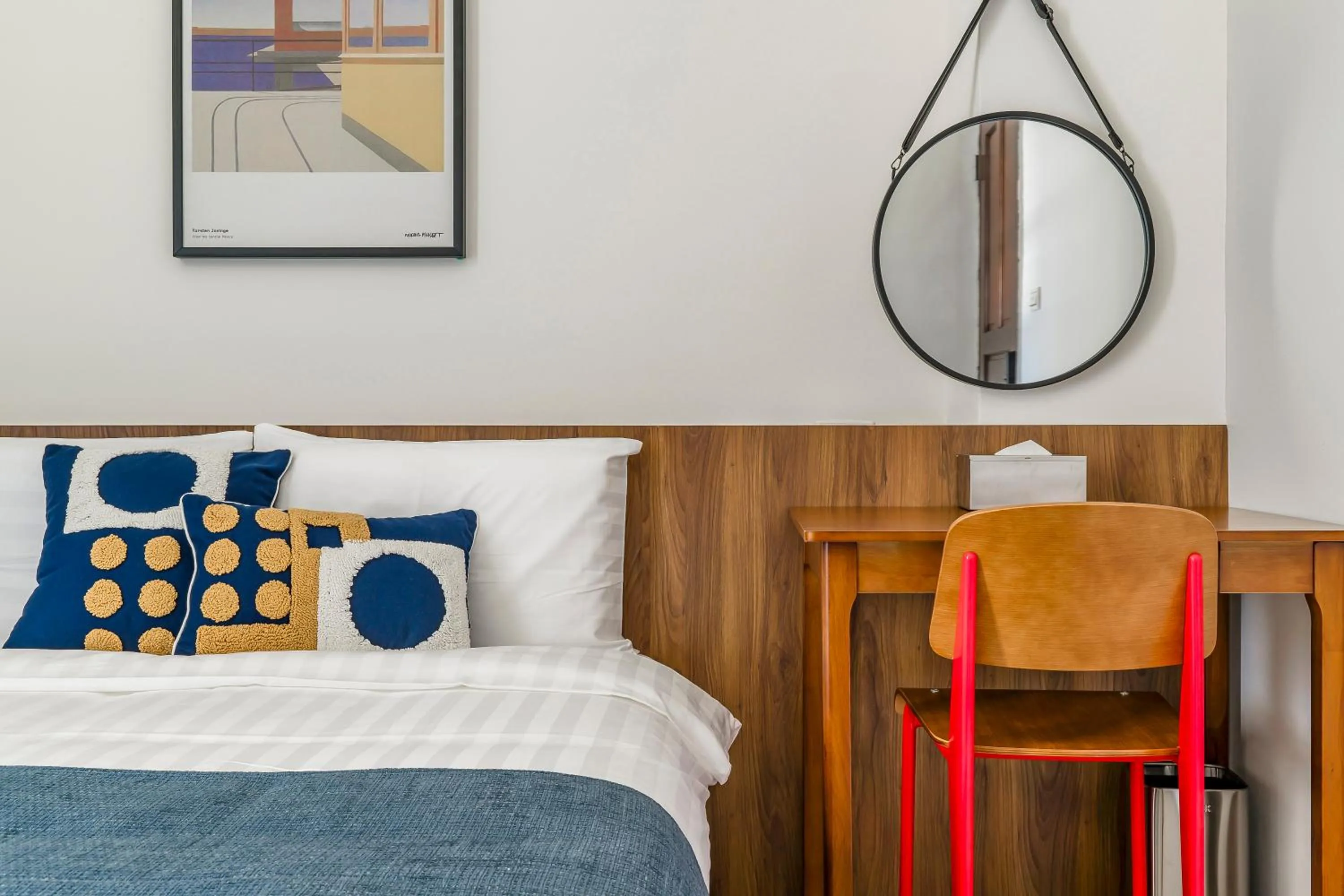 Bed in Oriental Blue Smart Stay