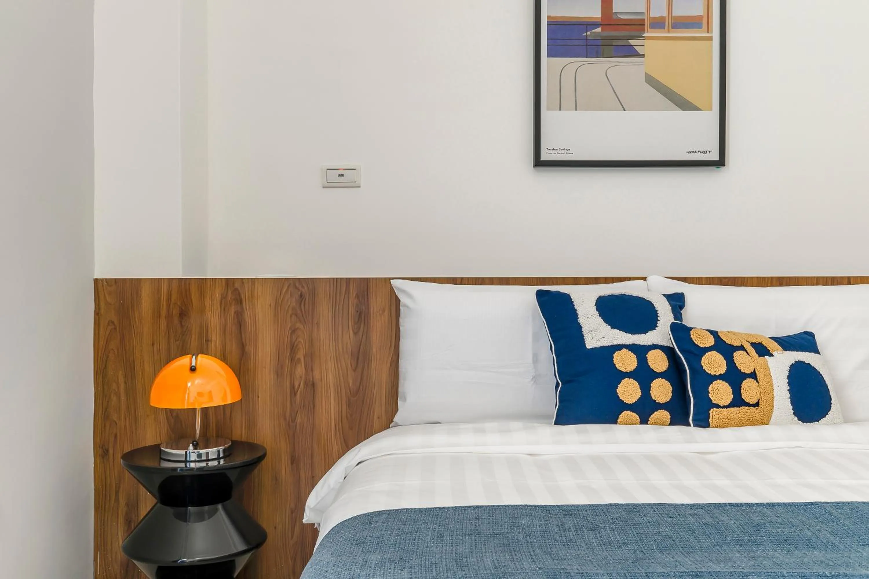 Bed in Oriental Blue Smart Stay