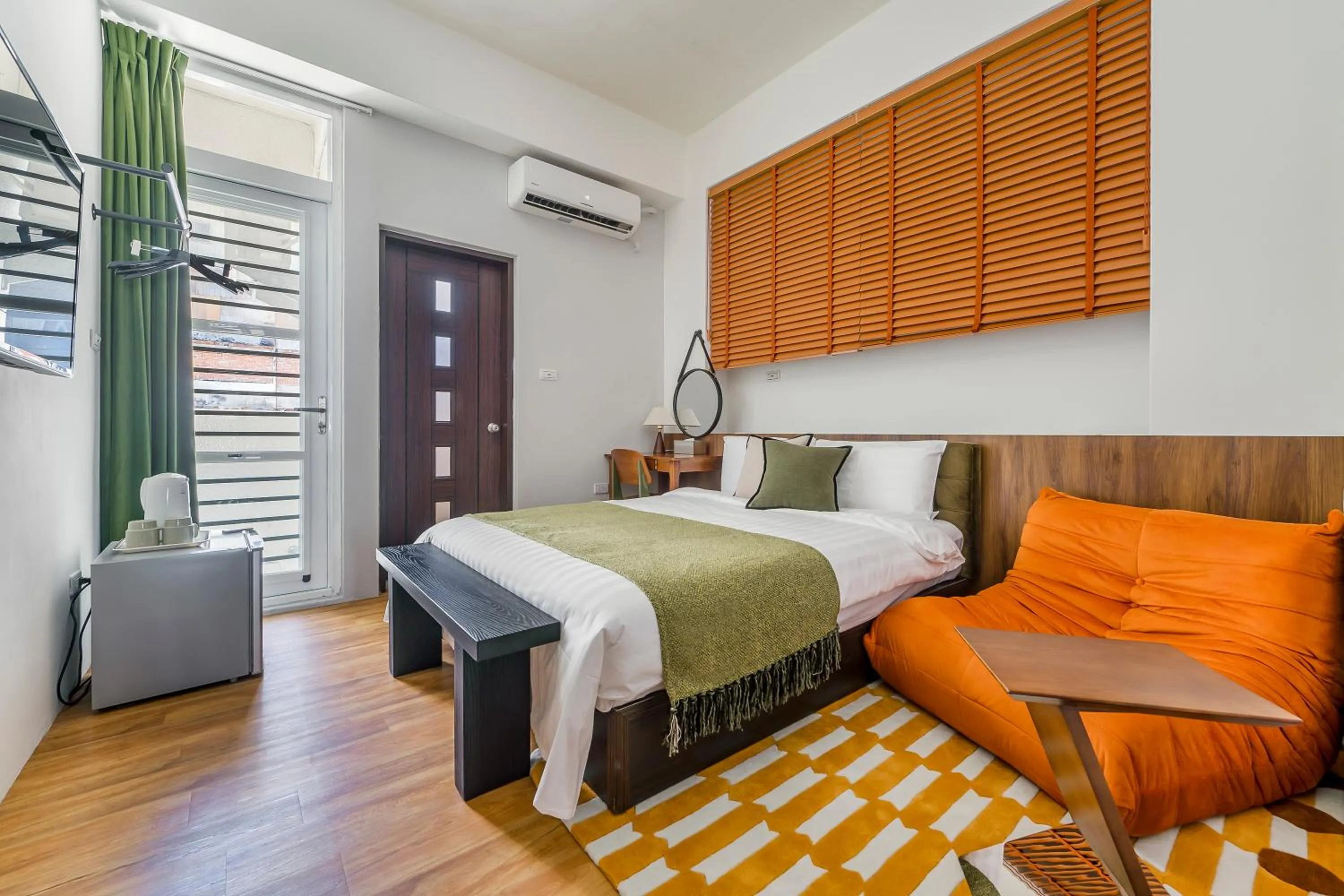 Bed in Oriental Blue Smart Stay