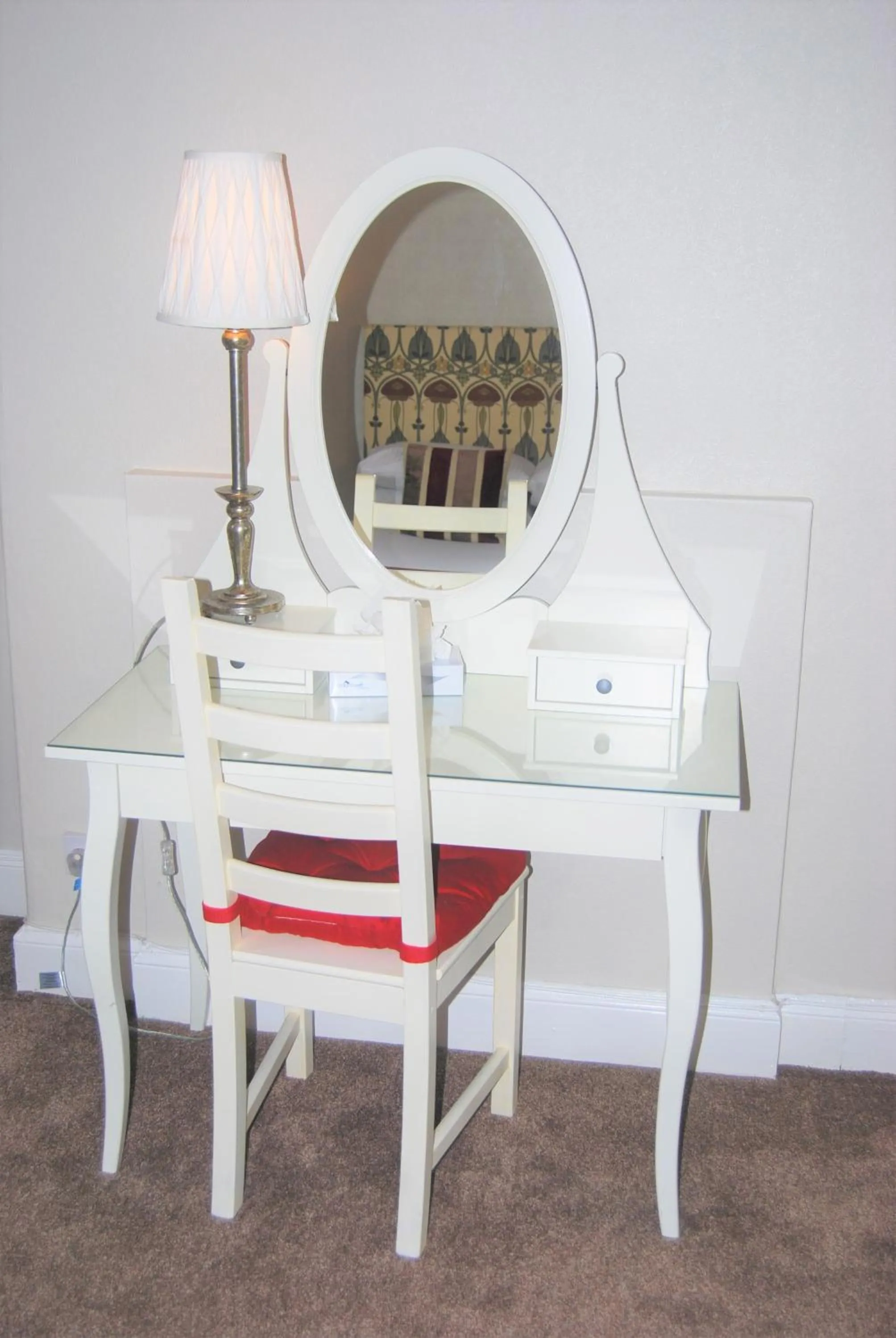 Decorative detail in Kingswood Hotel