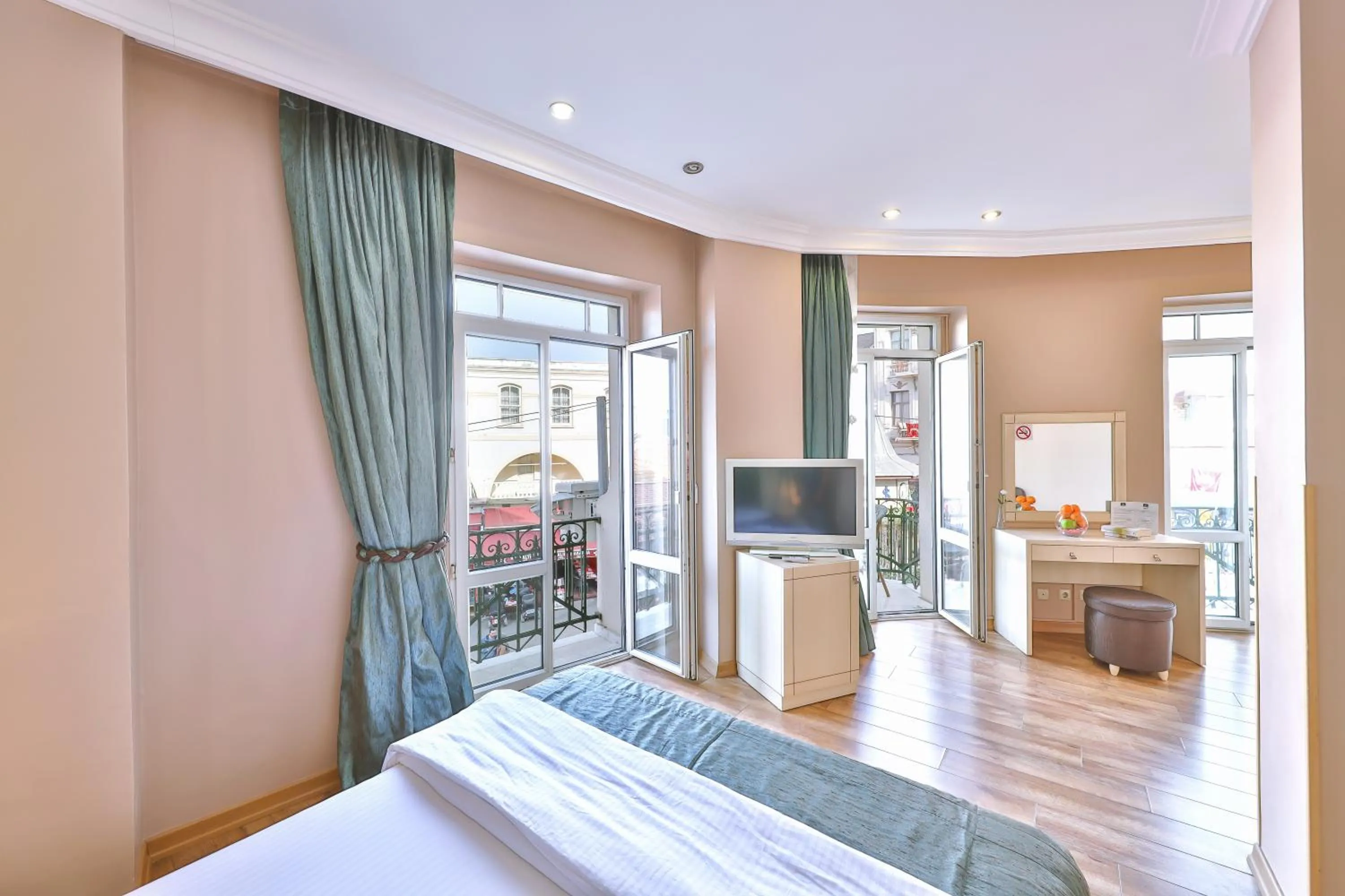 Bed in Buyukada Princess Hotel