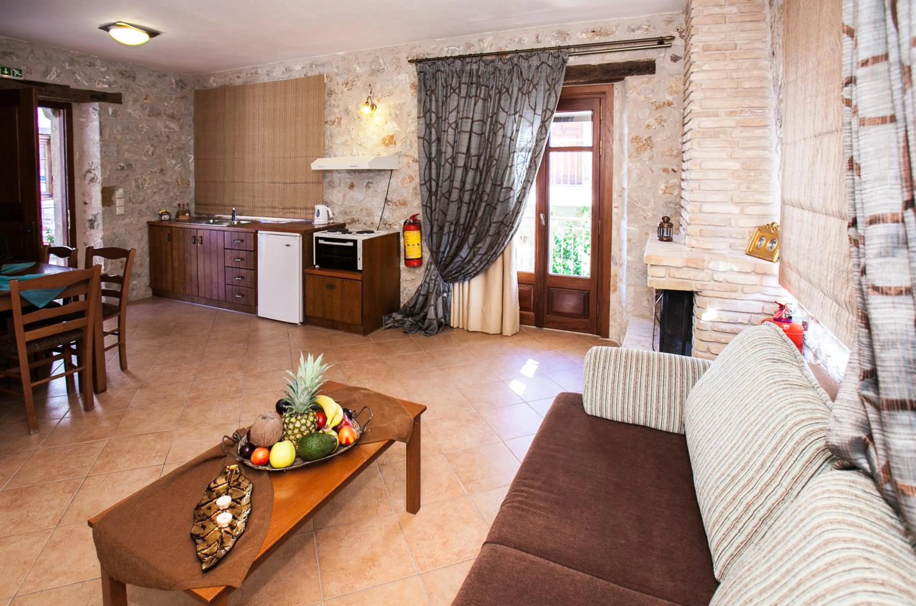 Seating area in Anigraia