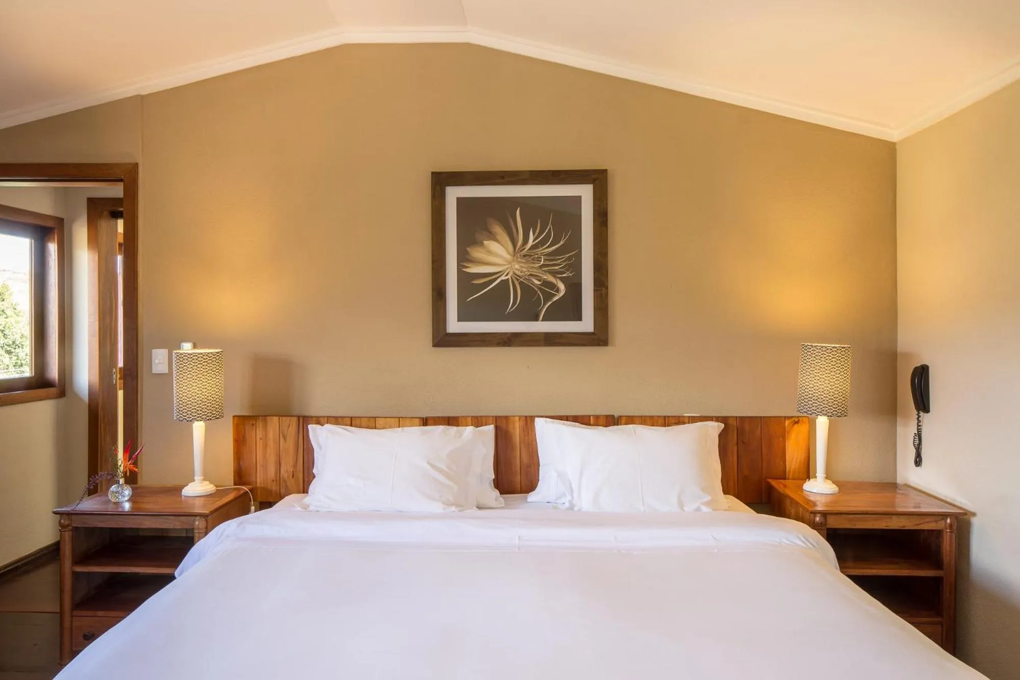 Photo of the whole room, Bed in Pousada Maya