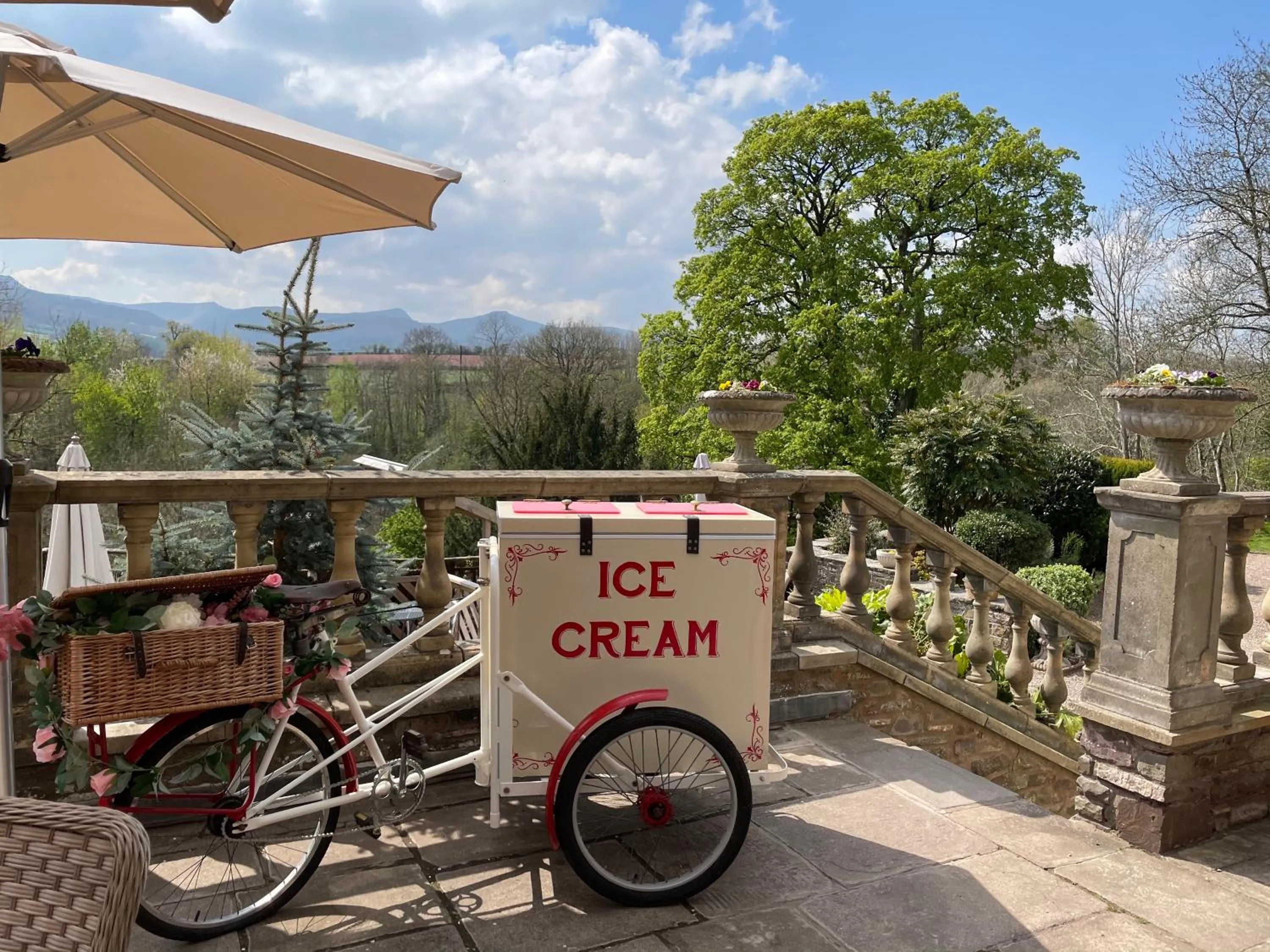 Peterstone Court Country House Restaurant & Spa