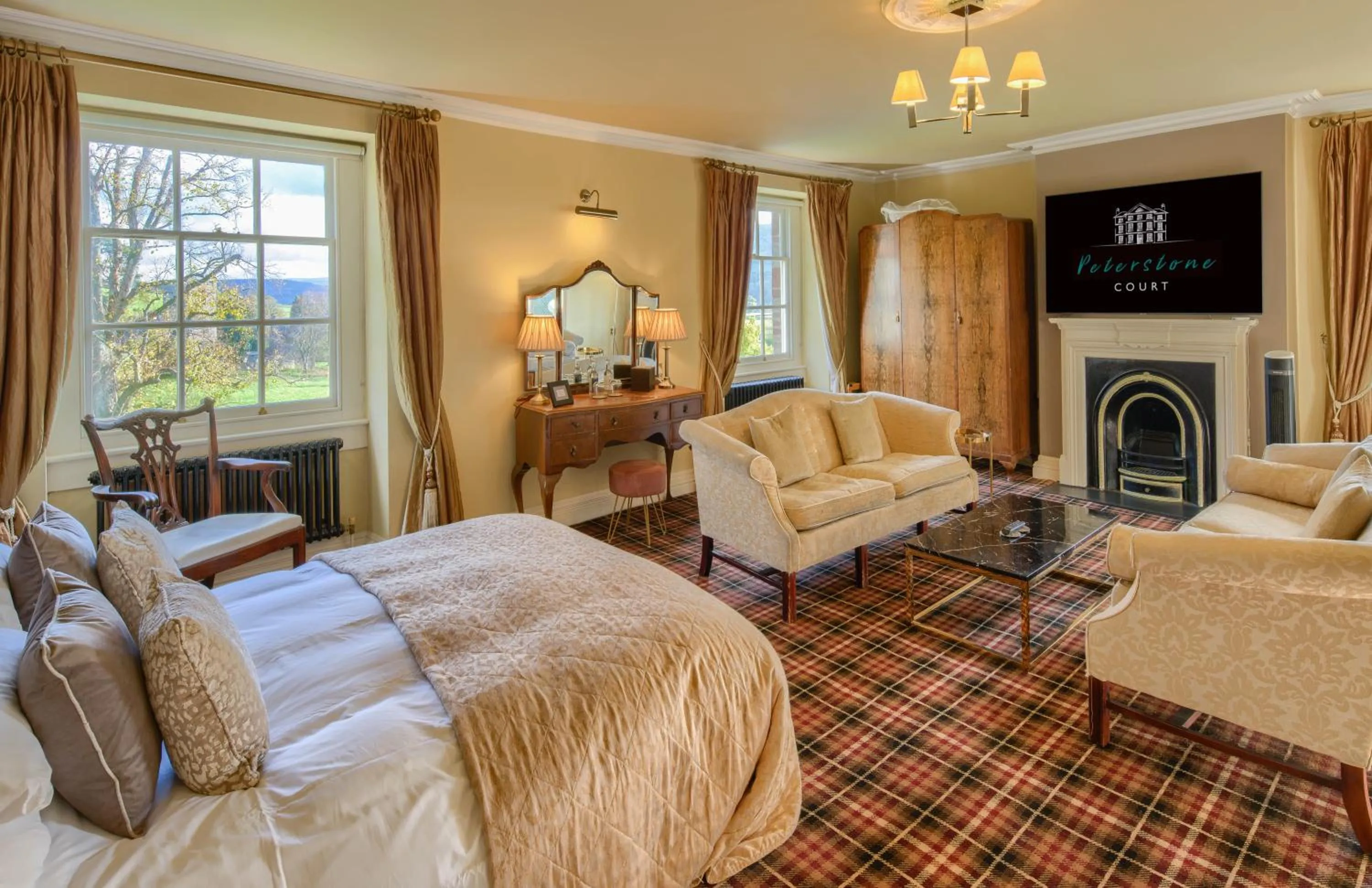 Bed in Peterstone Court Country House Restaurant & Spa
