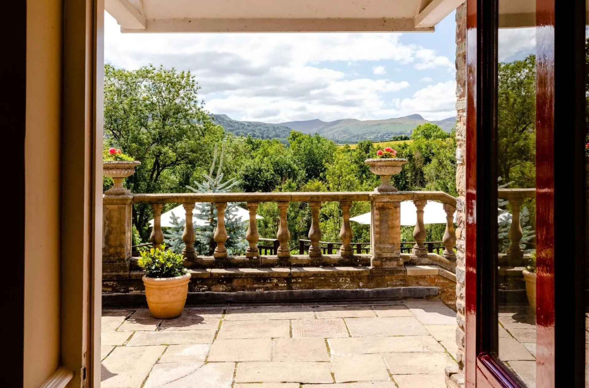 Peterstone Court Country House Restaurant & Spa