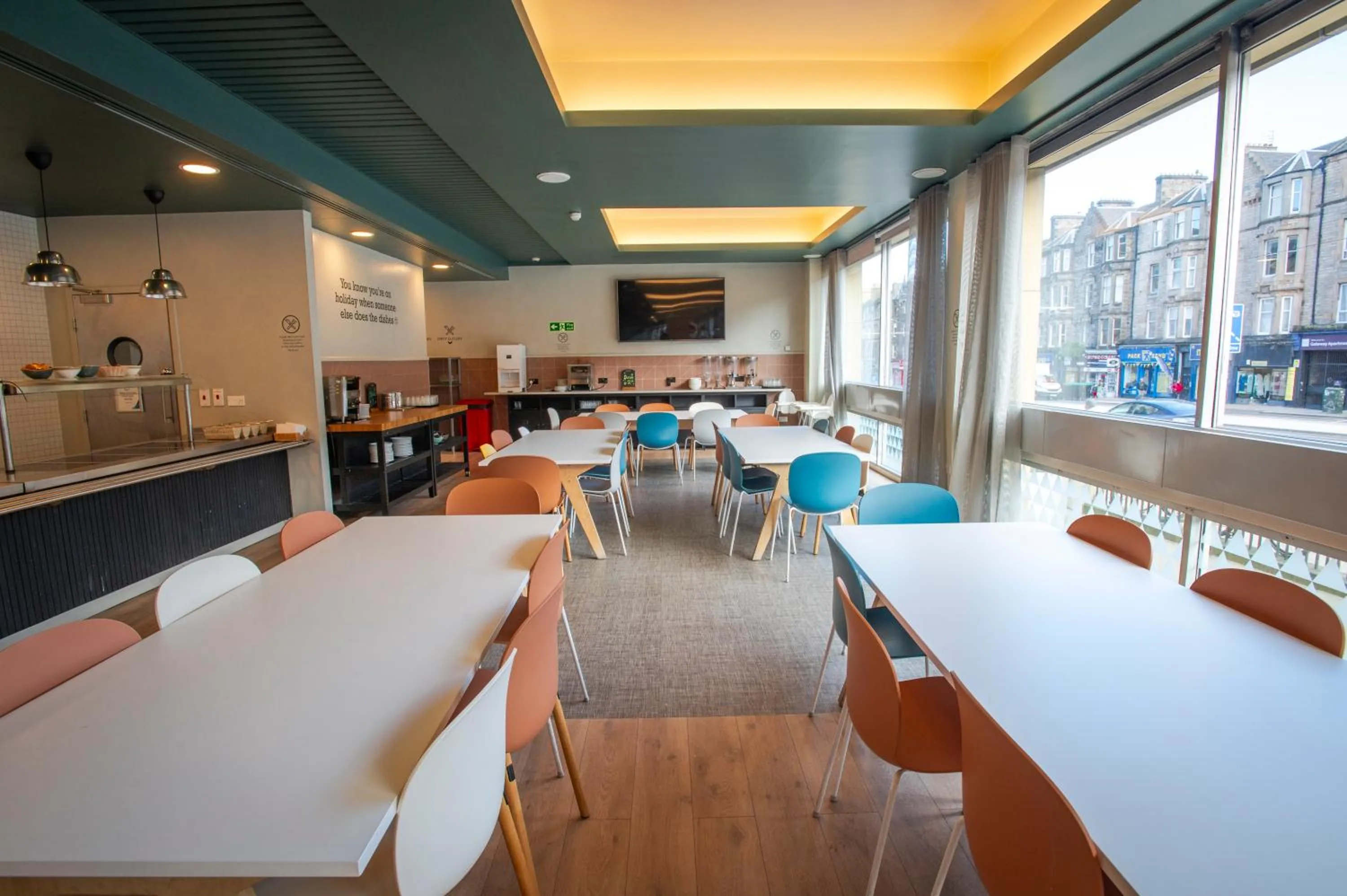 Dining area in Edinburgh Central Accommodation
