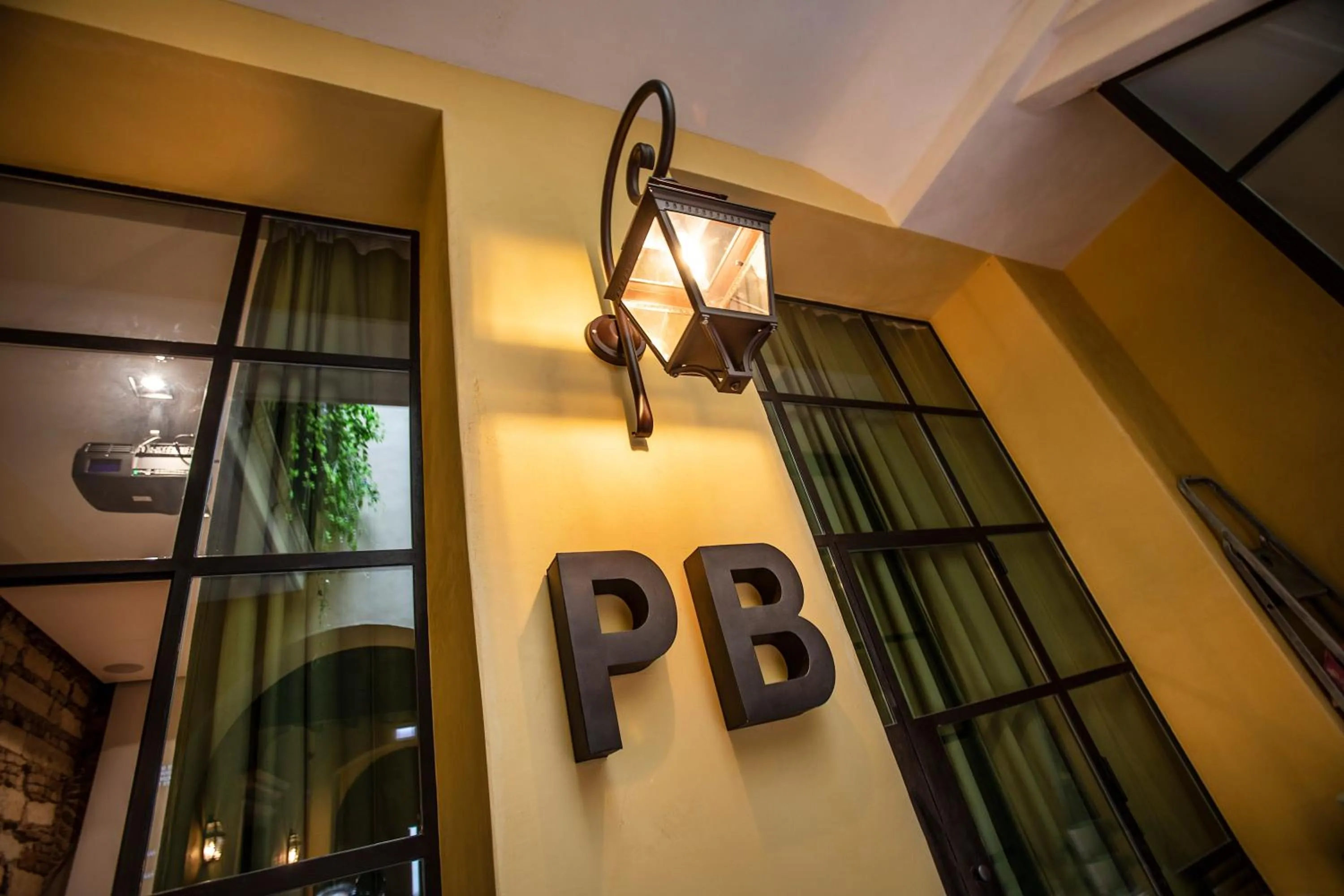 Decorative detail in Residenza Palazzo Brenzoni