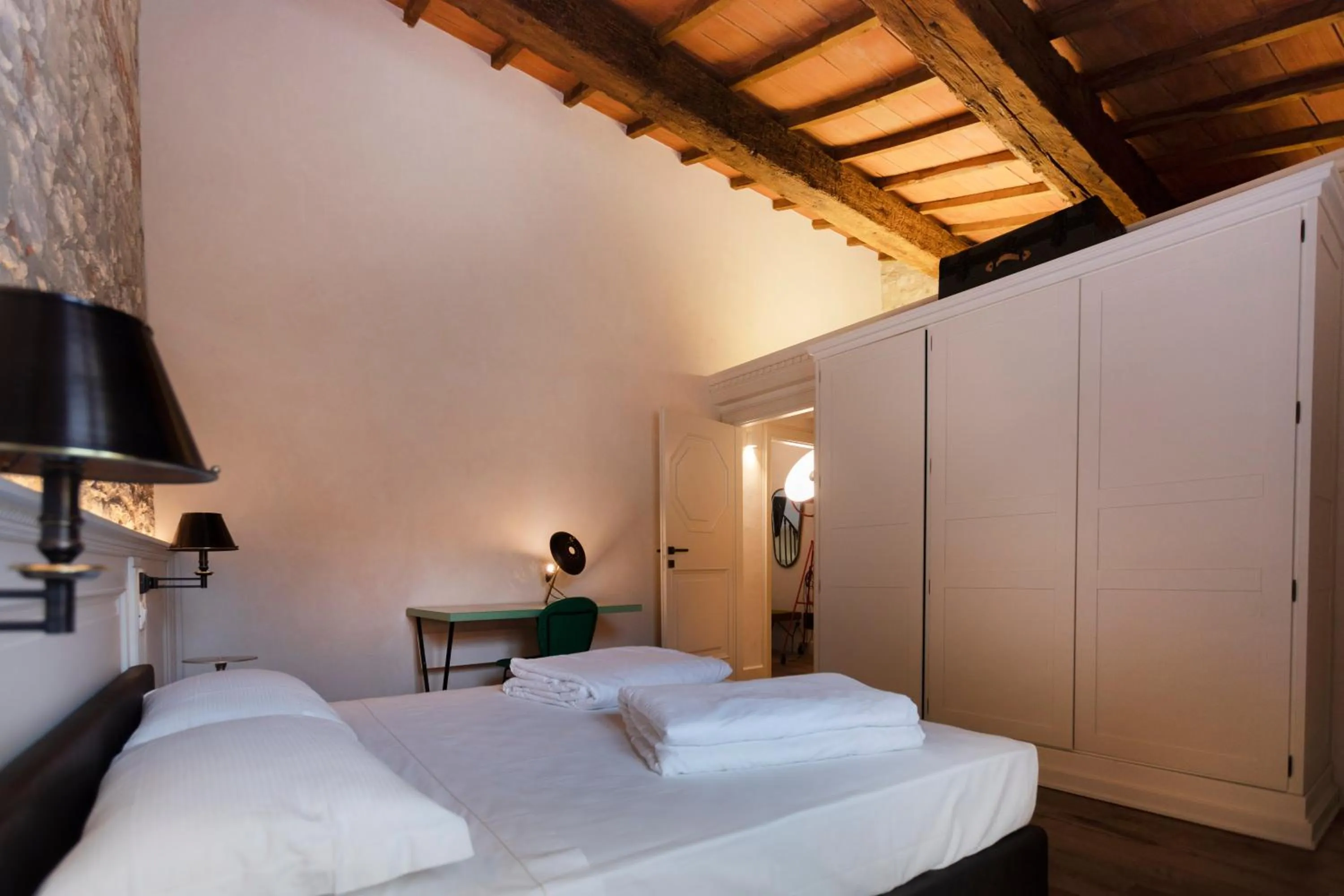 Bedroom, Bed in Residenza Palazzo Brenzoni