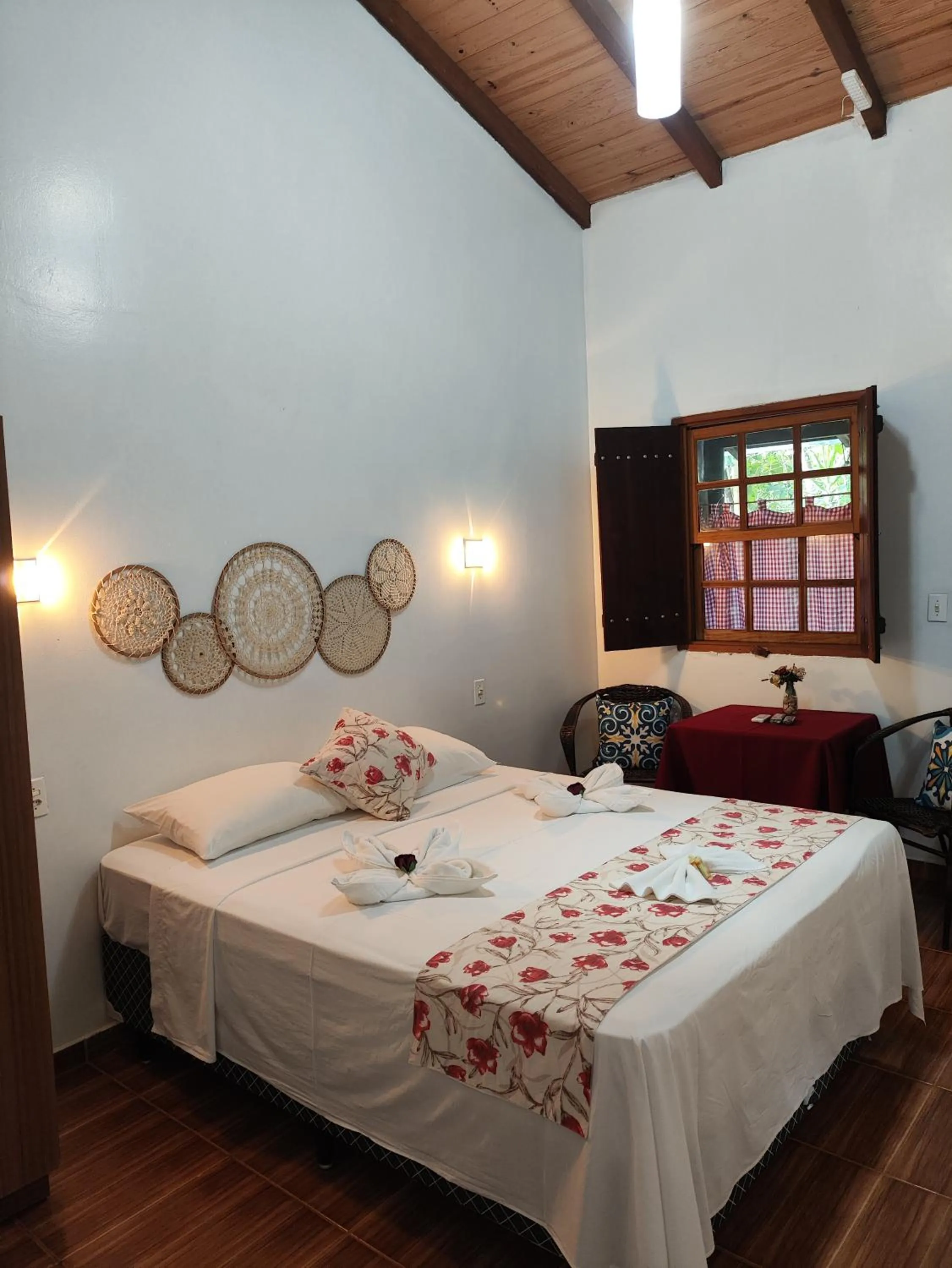 Bedroom, Bed in TEMPLÁRIOS ECOVILLA Pousada